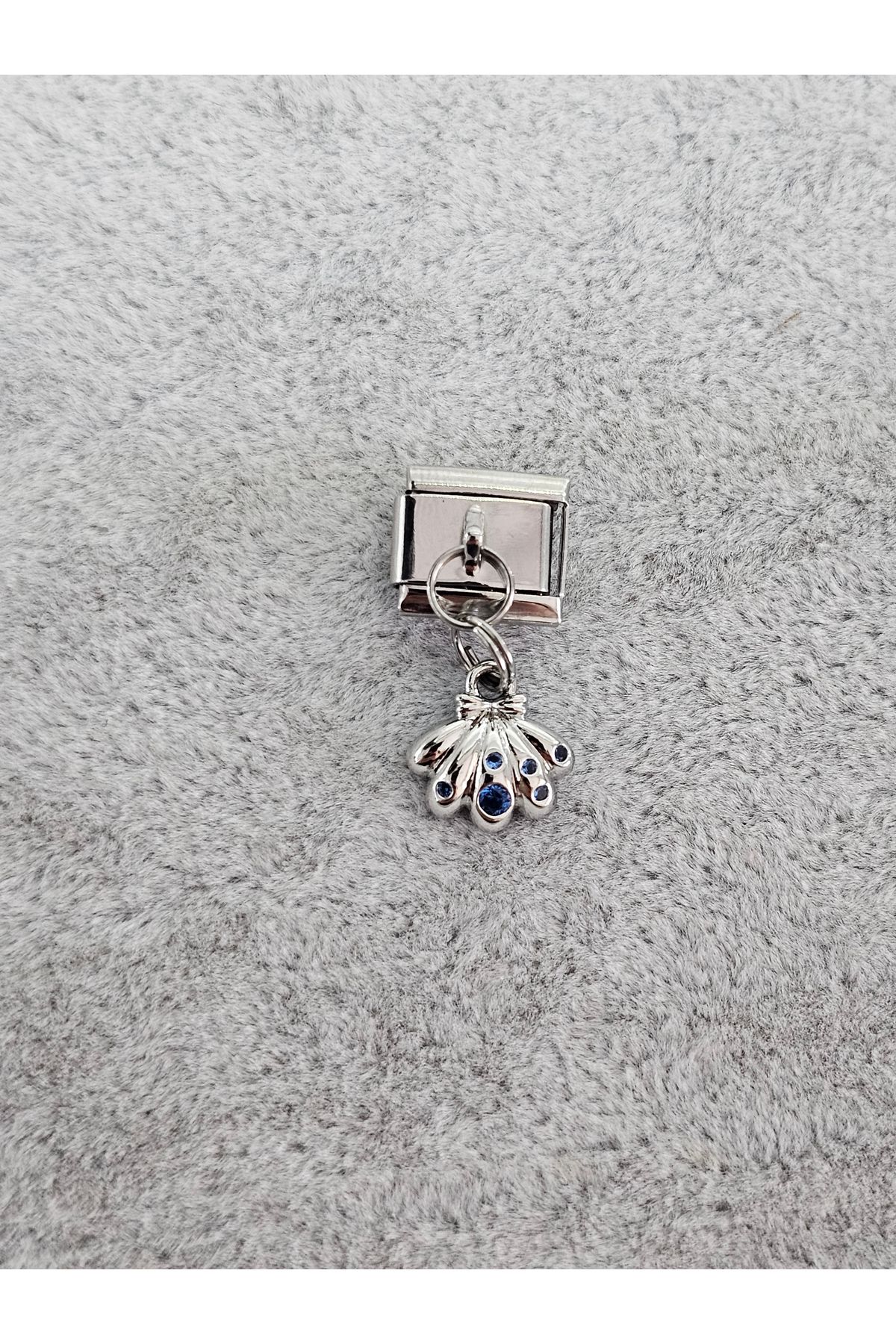 SiestaAccessories Mavi Taşlı Deniz Kabuğu Sallantılı İtalyan Bileklik Charm