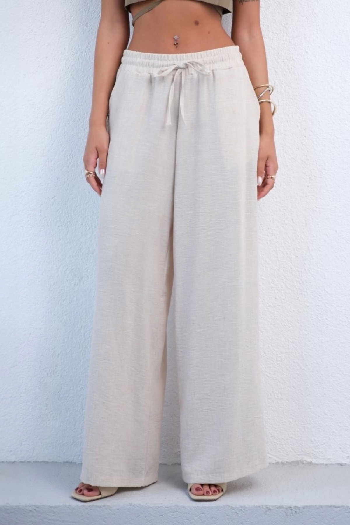 buHillco-Beige Women's Linen Trousers with Elastic Waist and Laces 3