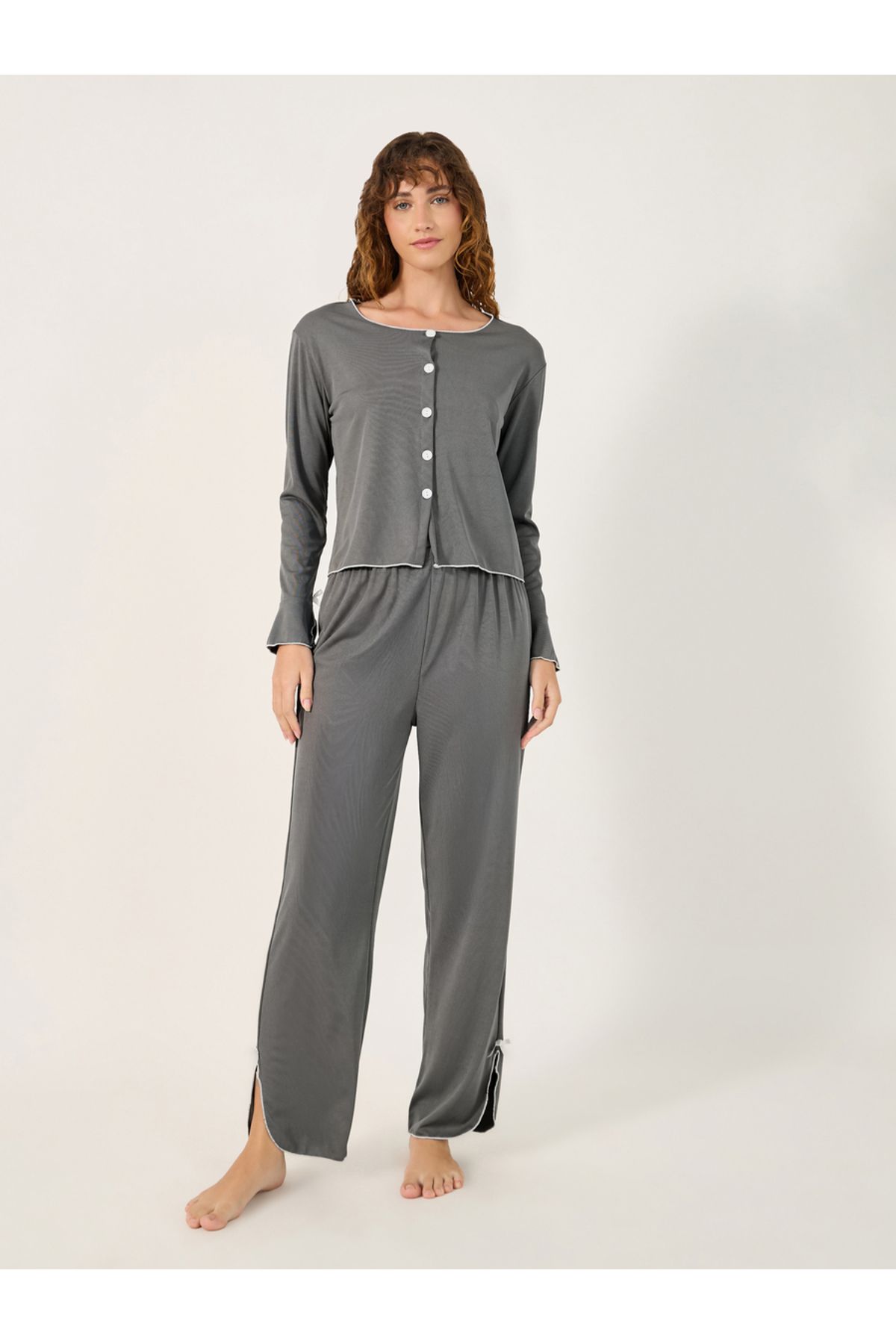 Styli-Solid Lettuce Edge Hem Button Front Top and Pyjama Pants Set with Bow Detail 1