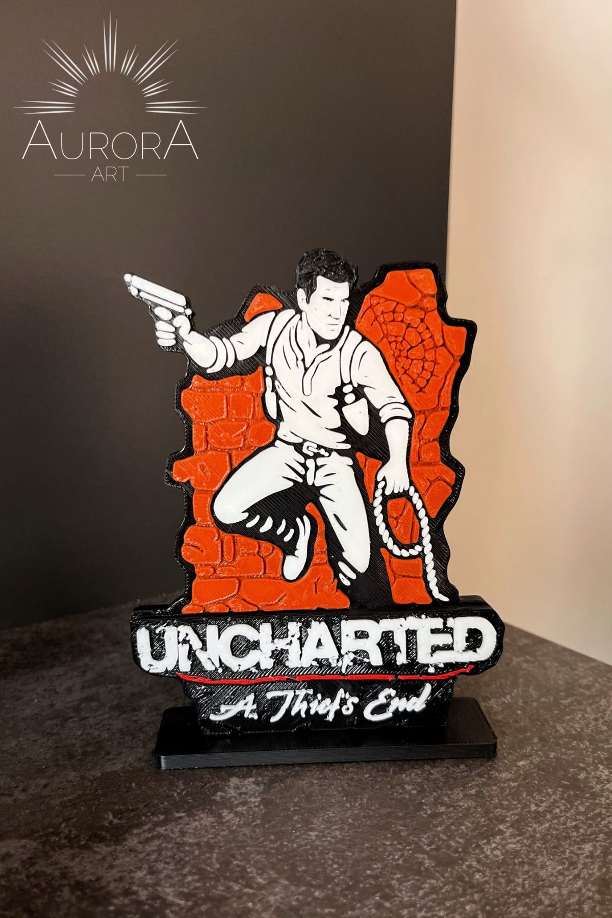 Aurora Art Uncharted A Thief’s End Temalı 3D Masa Üstü Dekoratif Figür
