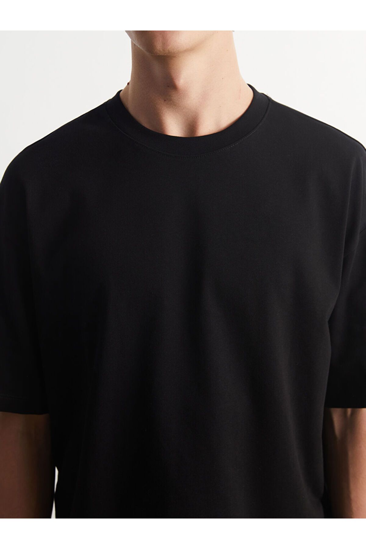 LC Waikiki-New Season Crew Neck Βαμβακερό Ανδρικό Tisort - W50161Z8 5