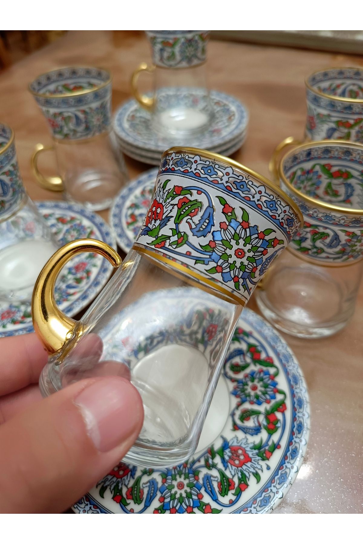 SAMSA Metal Altın kaplama kulplu Çini motifli model cam bardak porselen tabak 6 kişilik Çay seti