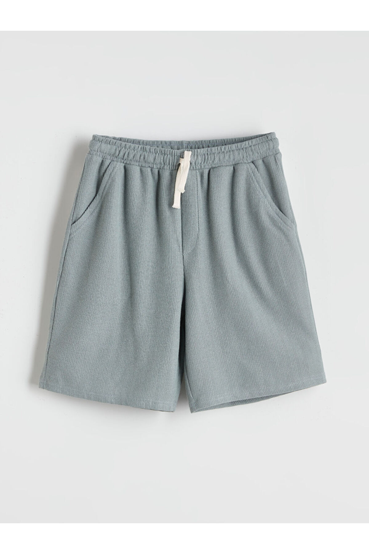 شورت و شلوارک ال سی وایکیکی 08072025-805702 شورت و شلوارک ال سی وایکیکی 08072025-805702