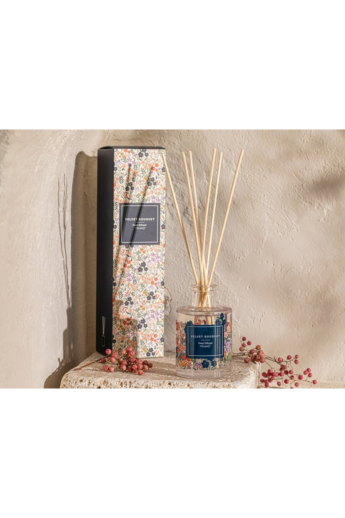Elioure Lacivert Velvet Bouquet Kokulu Çubuk 110 ml, ferah ve şık ev kokusu