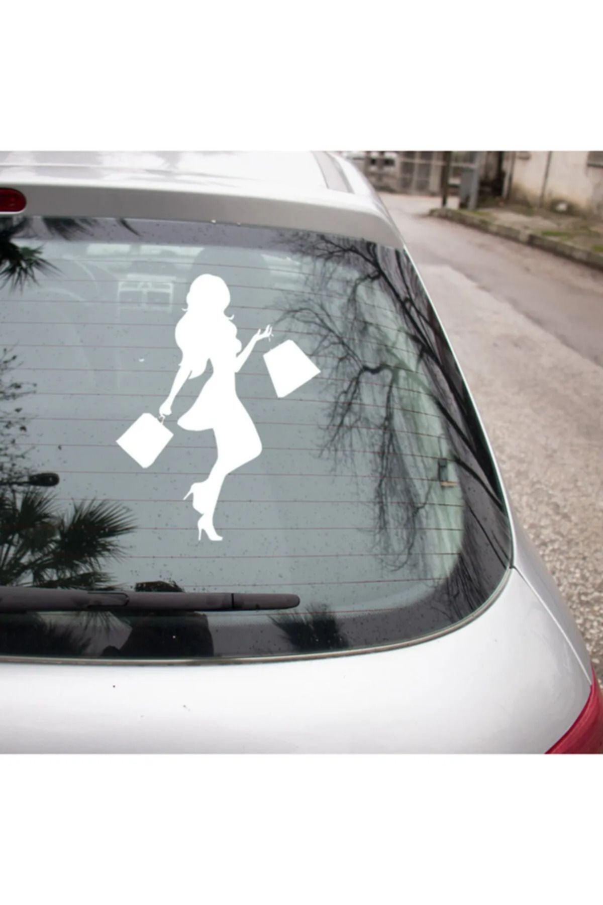 TSC Elinde Çantası Bulunan Alışveriş yapan Mutlu Kadın Araba Sticker 20CM Beyaz