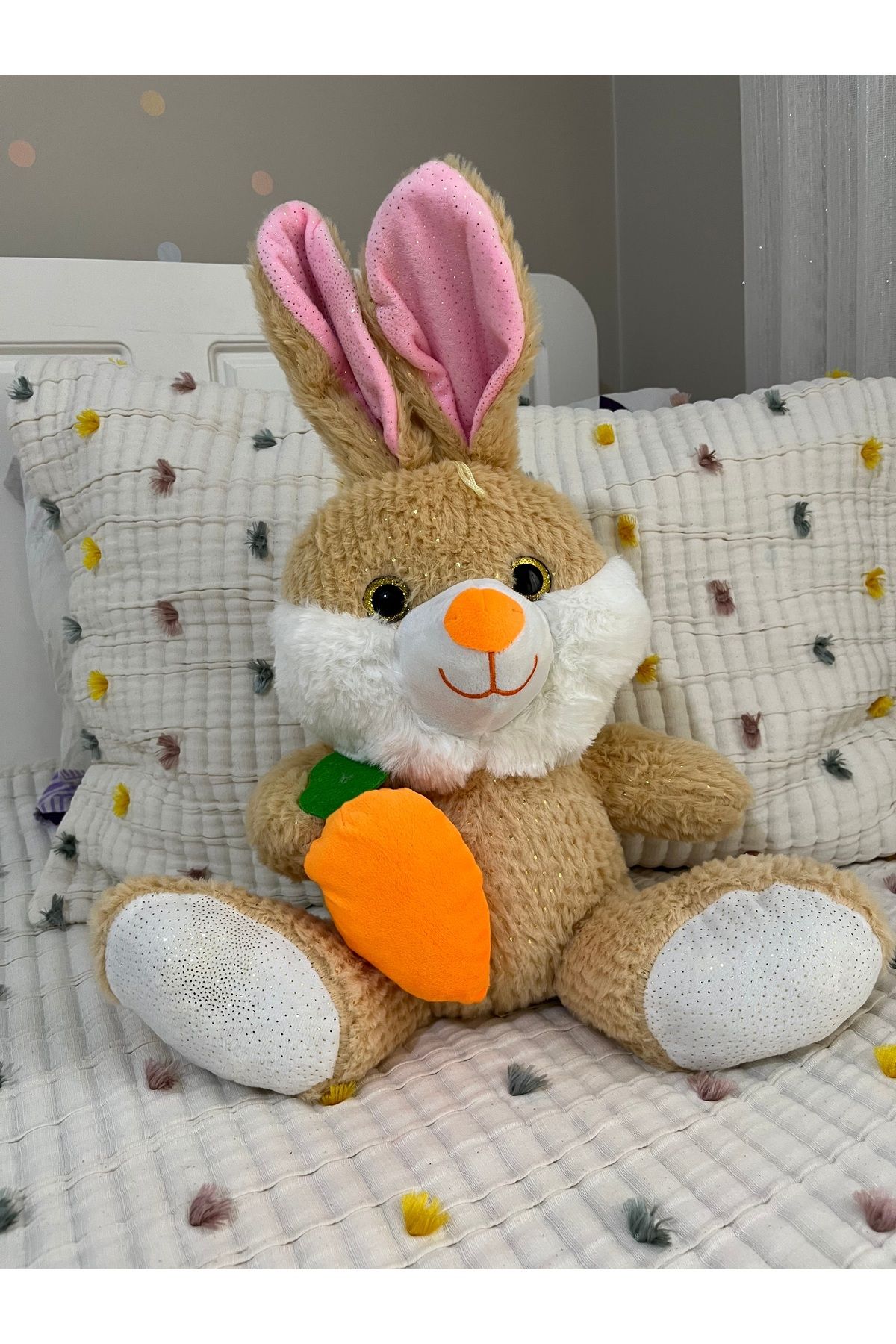 DYA TİCARET Sevimli Havuçlu Tavşan Peluş