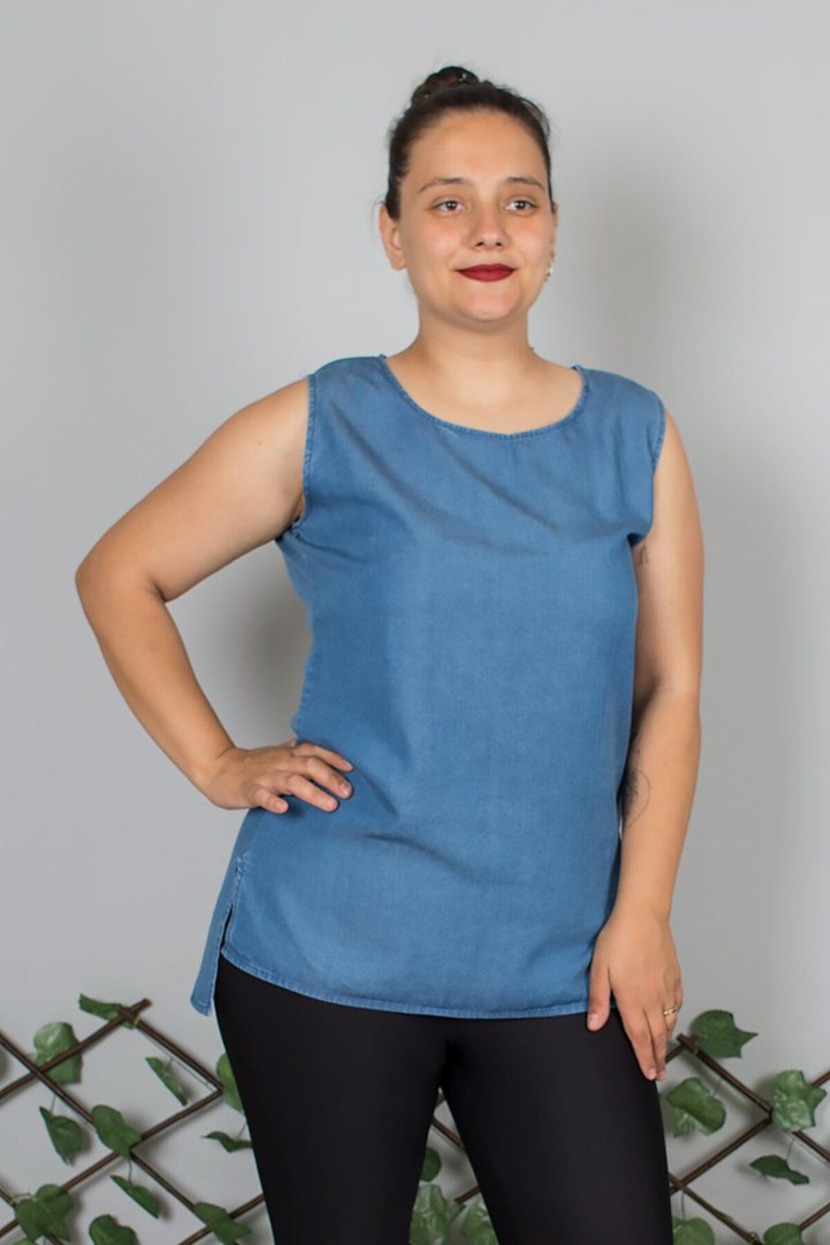 Truva XXL Sıfır Kol Kot Tunik – Rahat ve Şık Günlük Stil