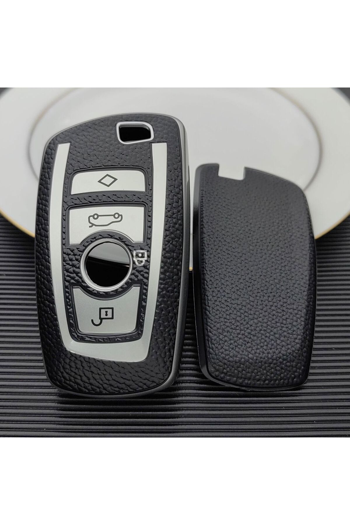 Alazpay BMW 1 3 5 7 Serisi F30 F25 F20 F18 F16 F15 F10 & X1 X3 X4 X5 Deri Görünüm TPU Anahtar Kılıfı (Gümüş)