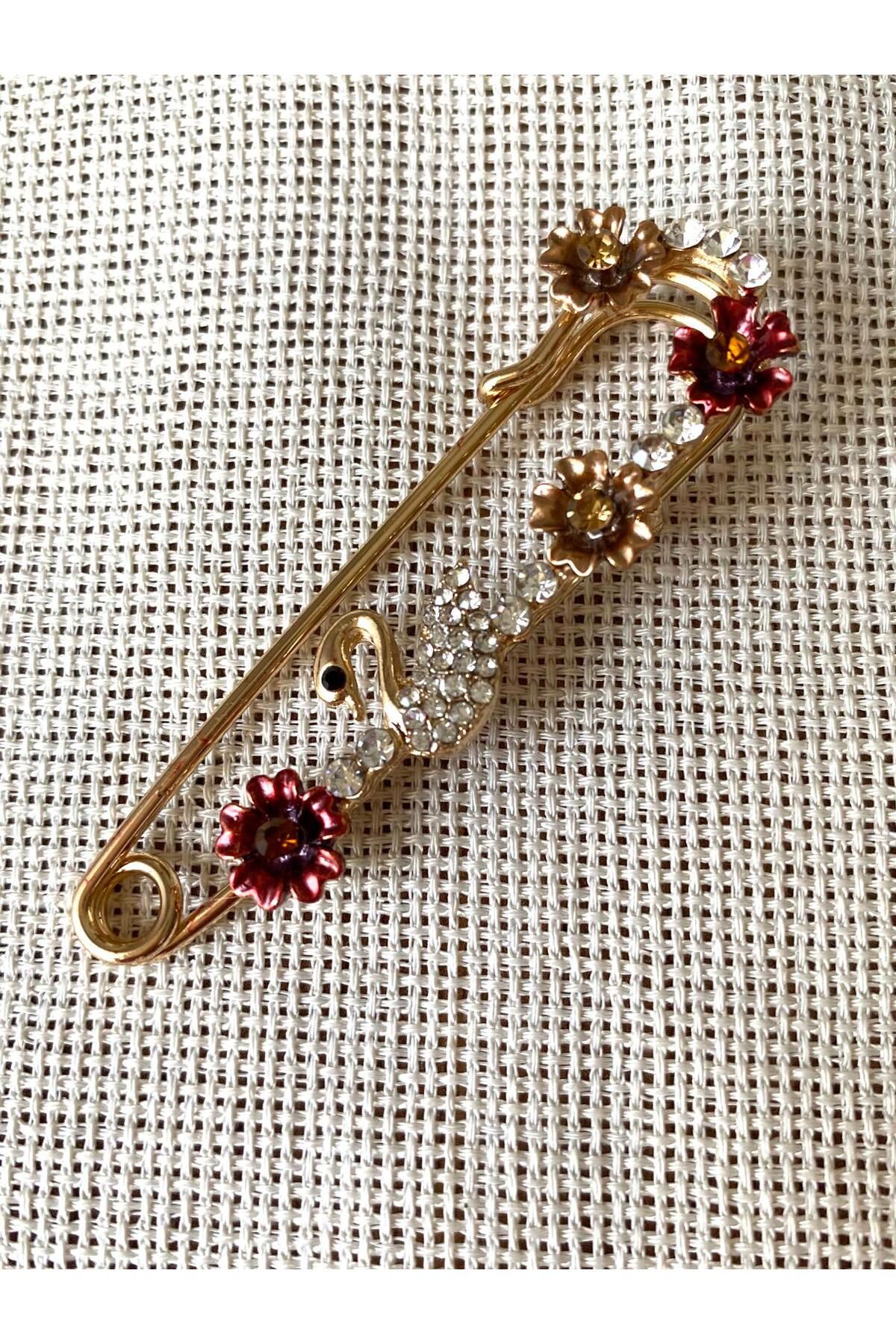312 KONSEPT Kuğu Detaylı Şık Yaka İğnesi-Broş ( 7x2 Cm) 1 Adet
