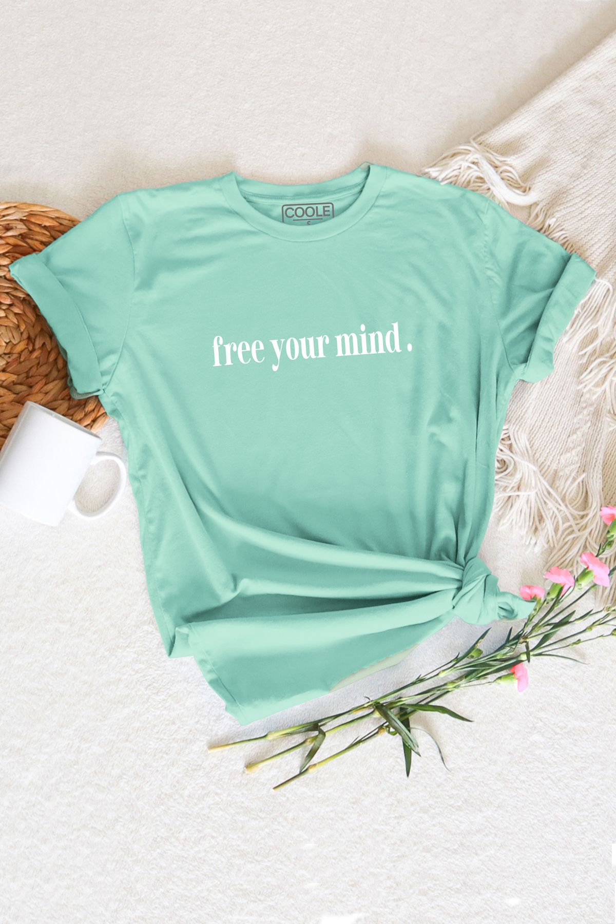 COOLE Kadın Free Your Mind Baskılı Regular Kalıp T-Shirt