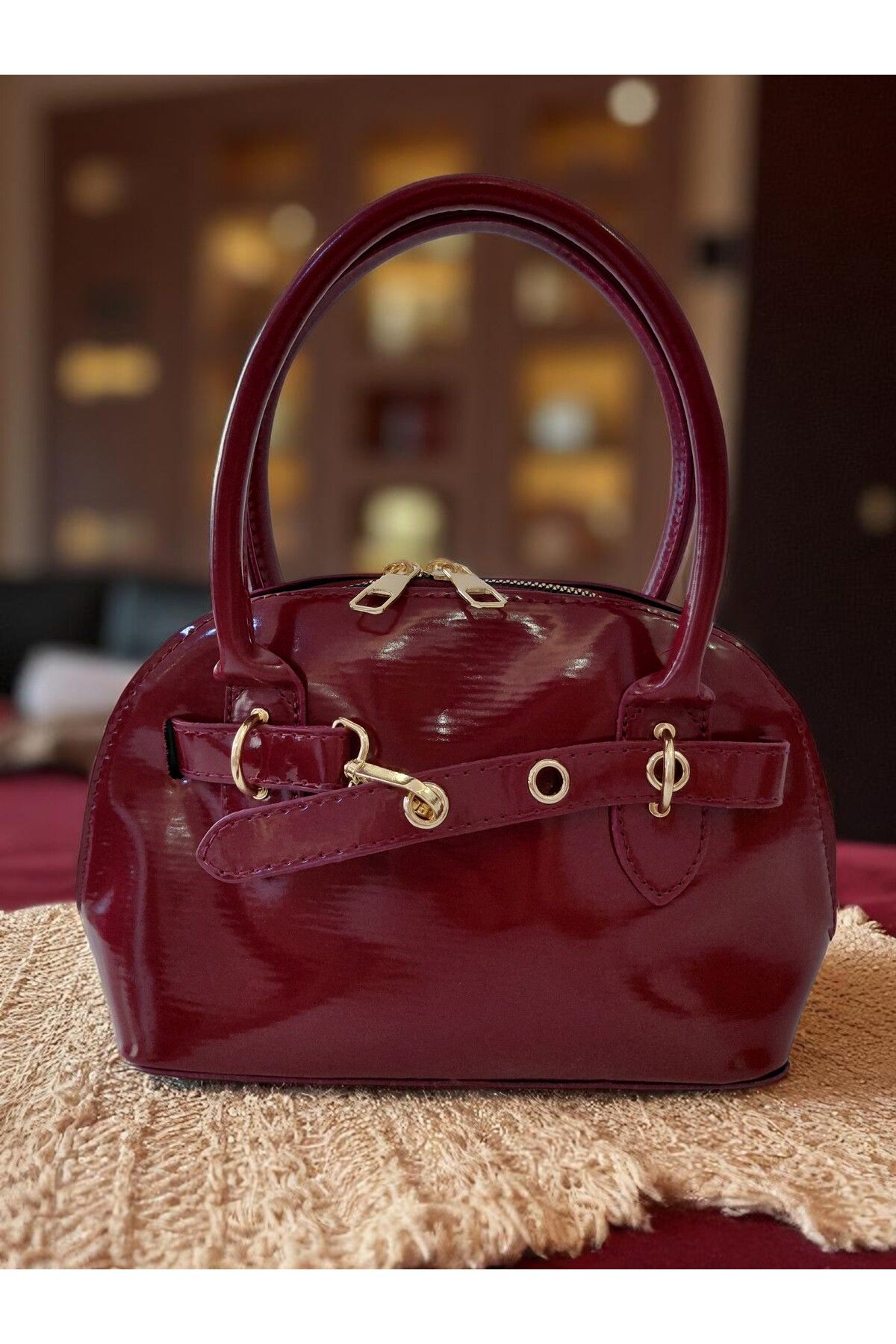 TUBAG SHOP RUGAN KUŞGÖZÜ DETAYLI D MODEL KADIN EL VE OMUZ ÇANTASI