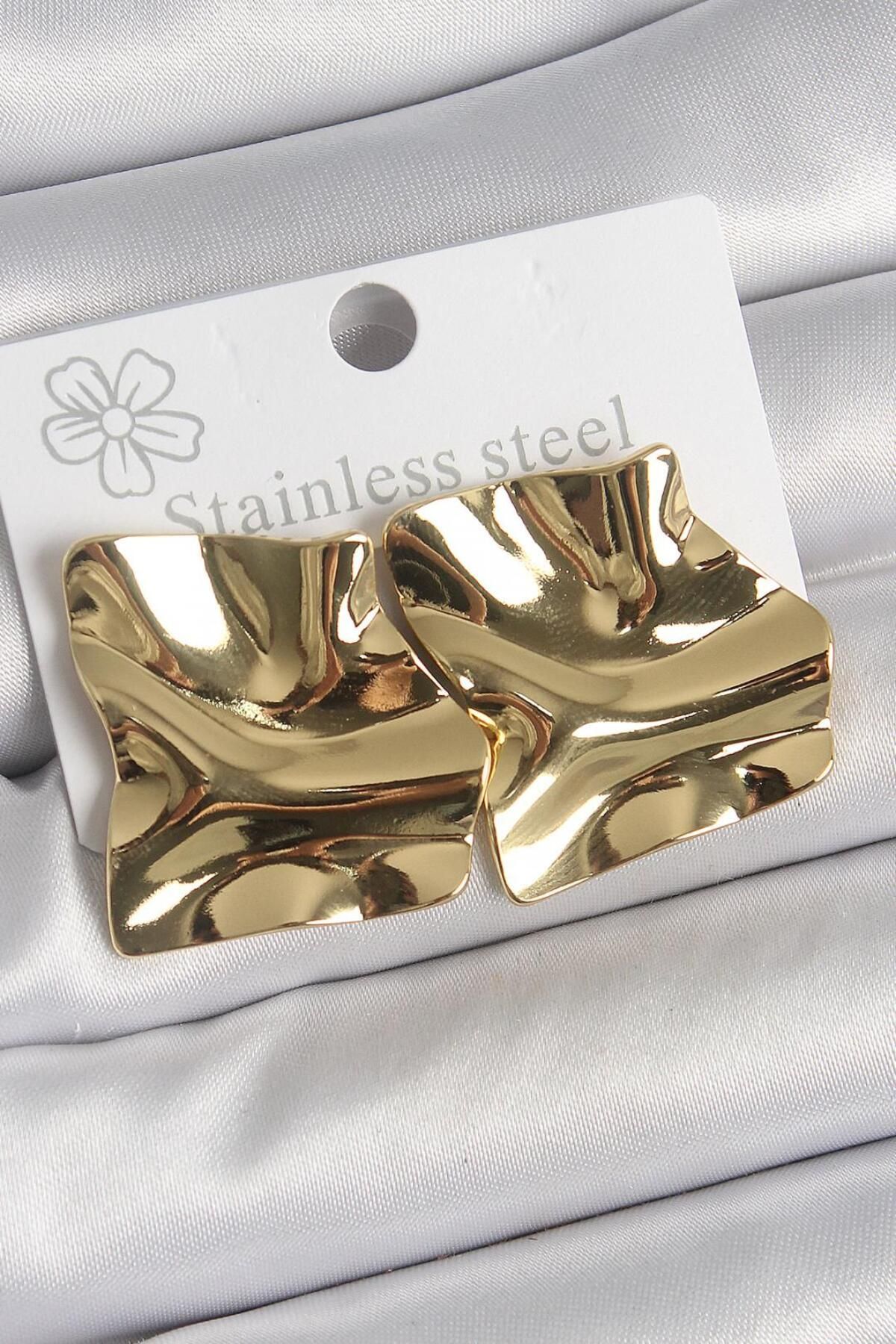 AfraBeauty 316 Çelik Gold Dalgalı Plaka Kare Model Kadın Küpe