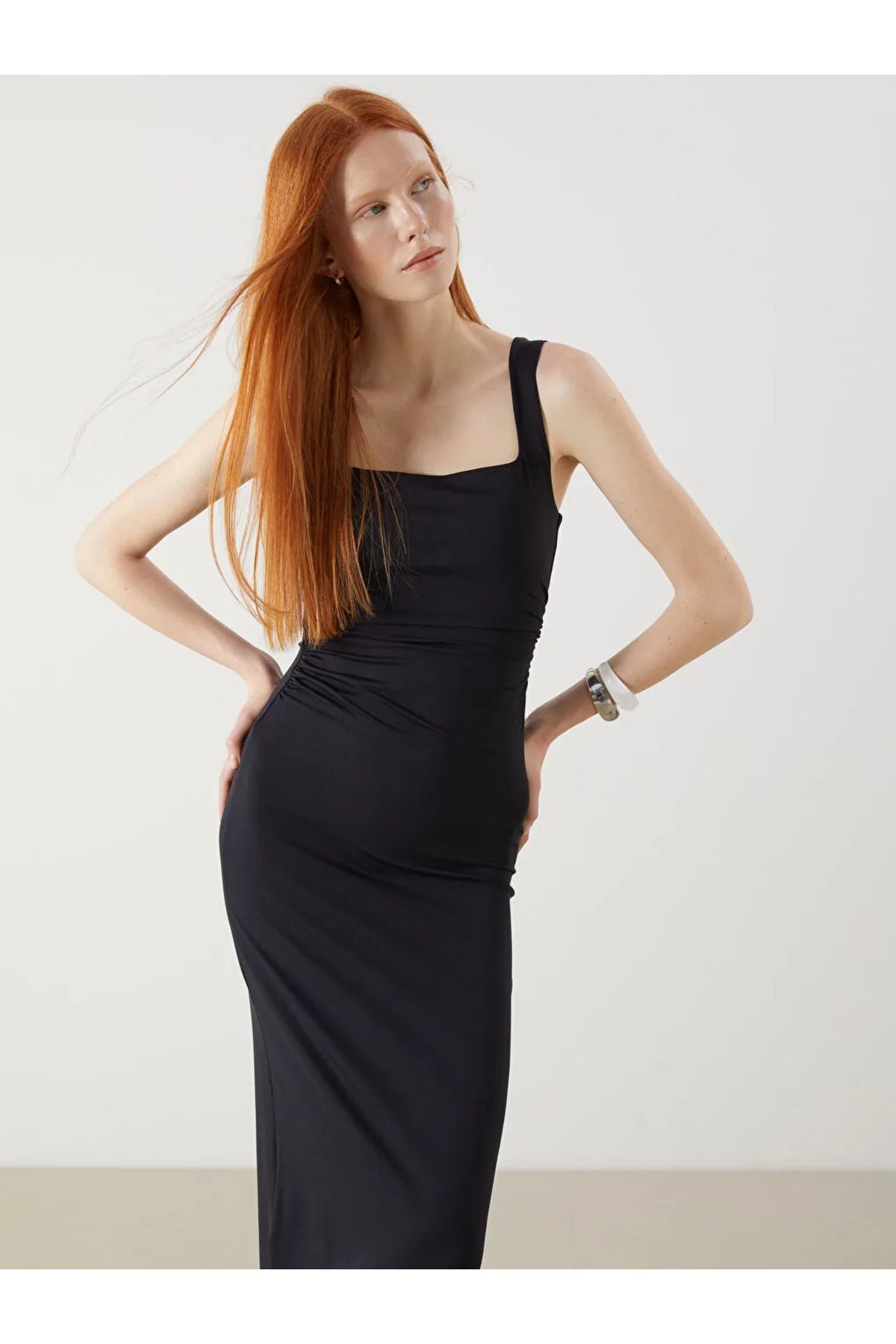 LC Waikiki XSIDE Kare Yaka Büzgülü Bodycon Elbise