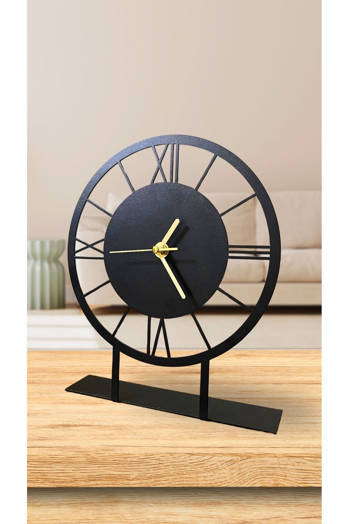 Saatistan Modern Siyah Metal Masa Saati, Dekoratif Ofis ve Hobi İçin 24x20cm