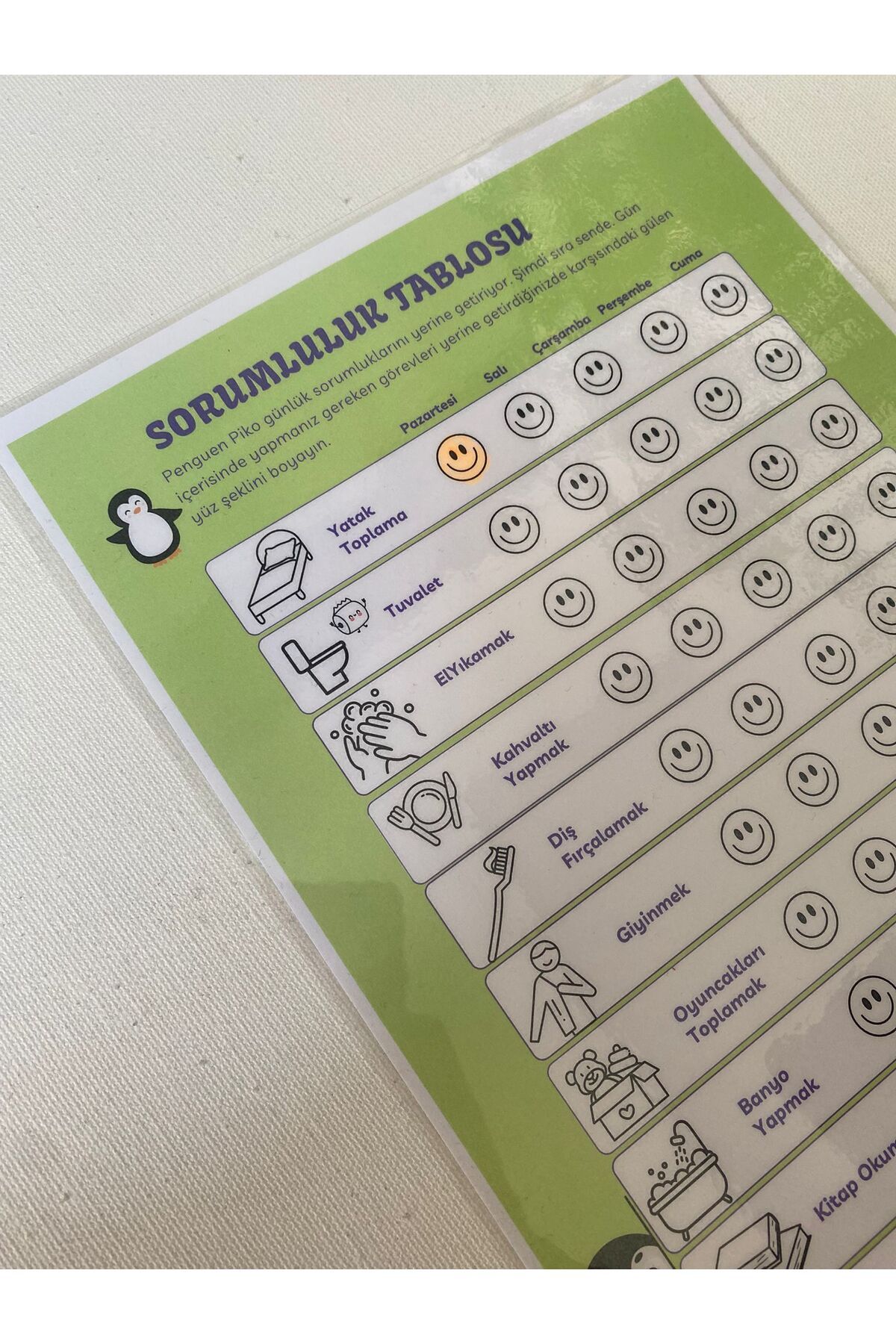 Coachbe Penguen Temalı Yaz-Sil Günlük Sorumluluk Tablosu (PVC Kaplama – A4)