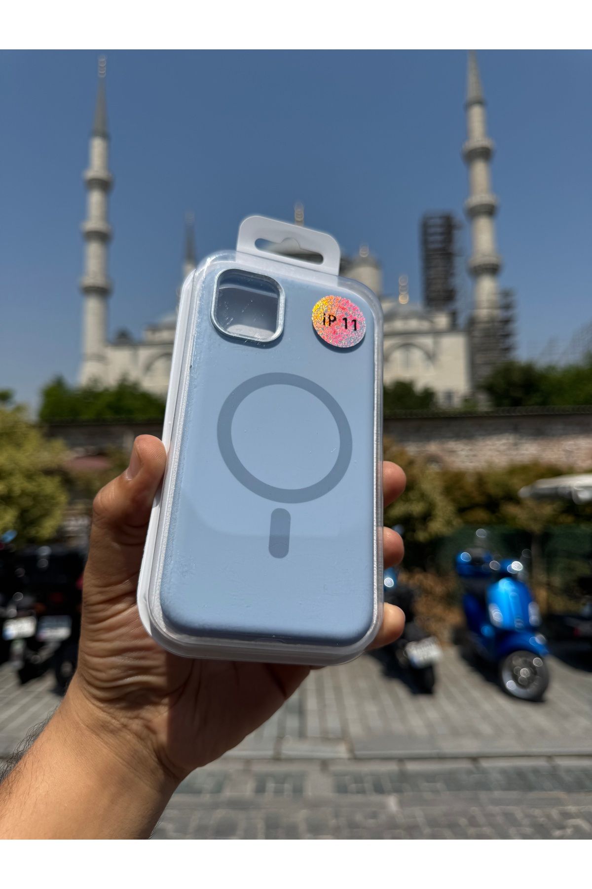 Newon İPhone 11 kılıfı