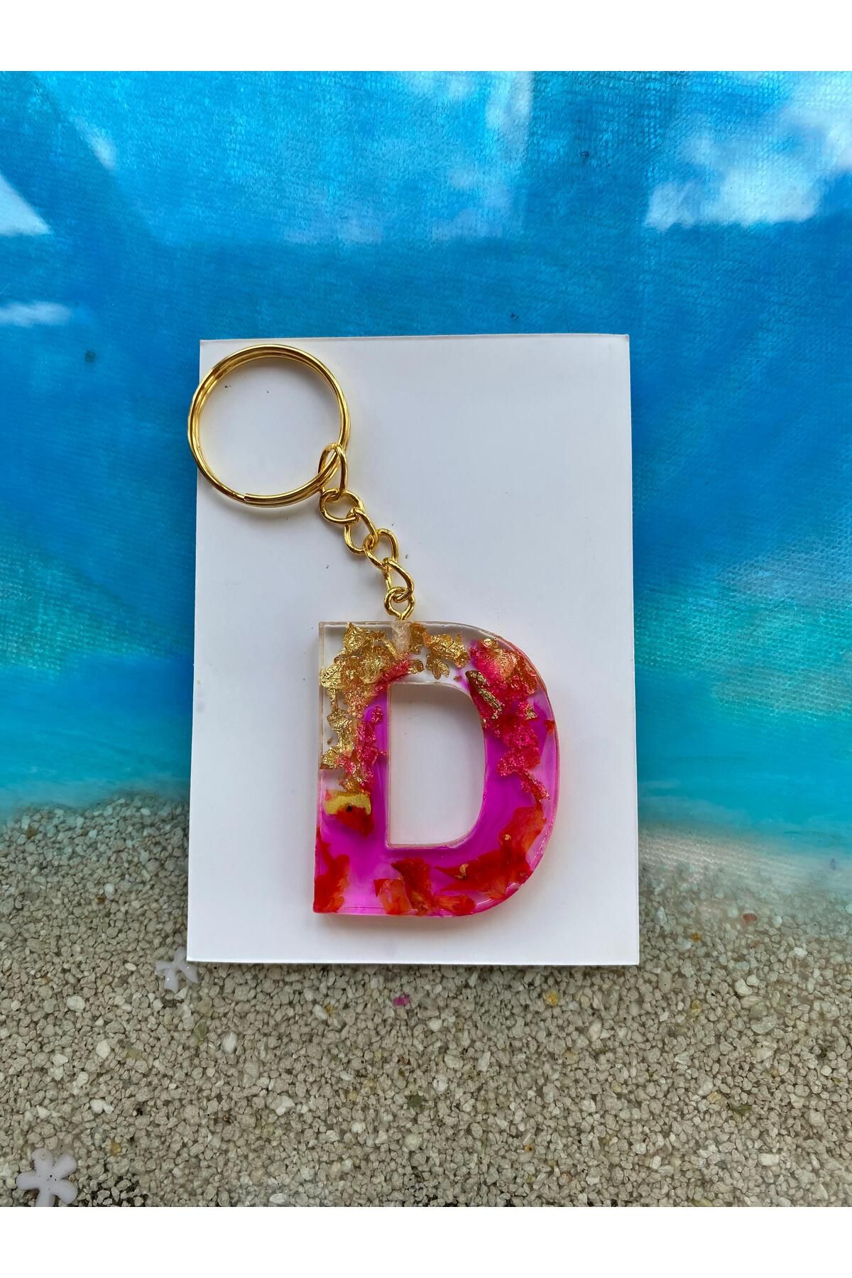 Yopoksi Desing EPOKSİ D HARFİ ALTIN VARAKLI, ÇİÇEK YAPRAKLI PEMBE ANAHTARLIK