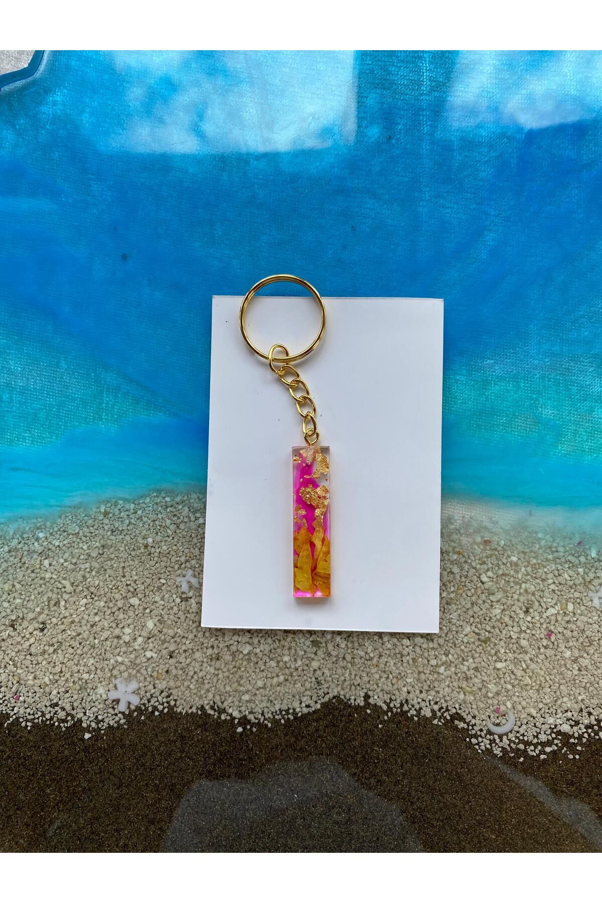 Yopoksi Desing EPOKSİ I HARFİ ALTIN VARAKLI, ÇİÇEK YAPRAKLI PEMBE ANAHTARLIK