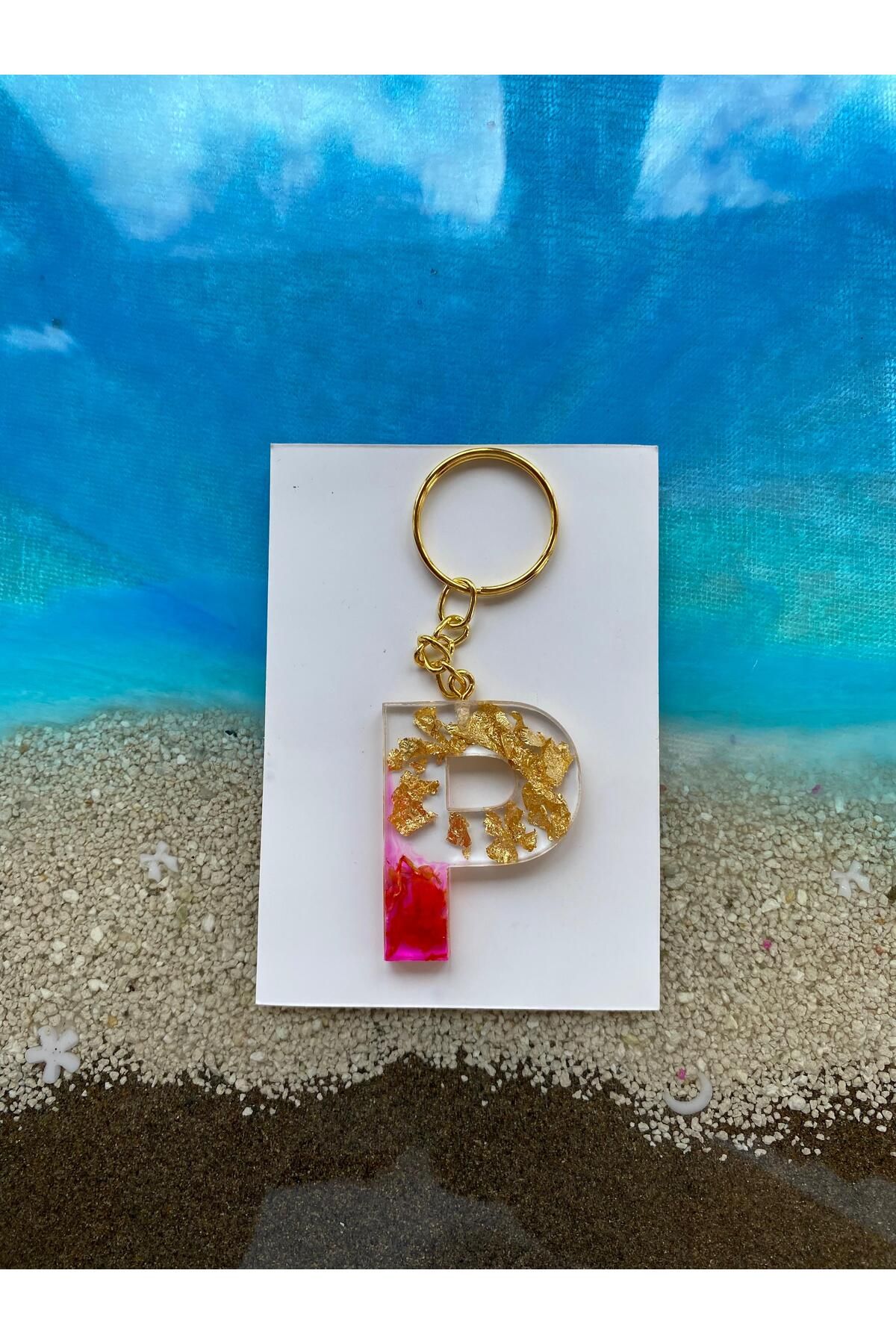 Yopoksi Desing EPOKSİ P HARFİ ALTIN VARAKLI, ÇİÇEK YAPRAKLI PEMBE ANAHTARLIK