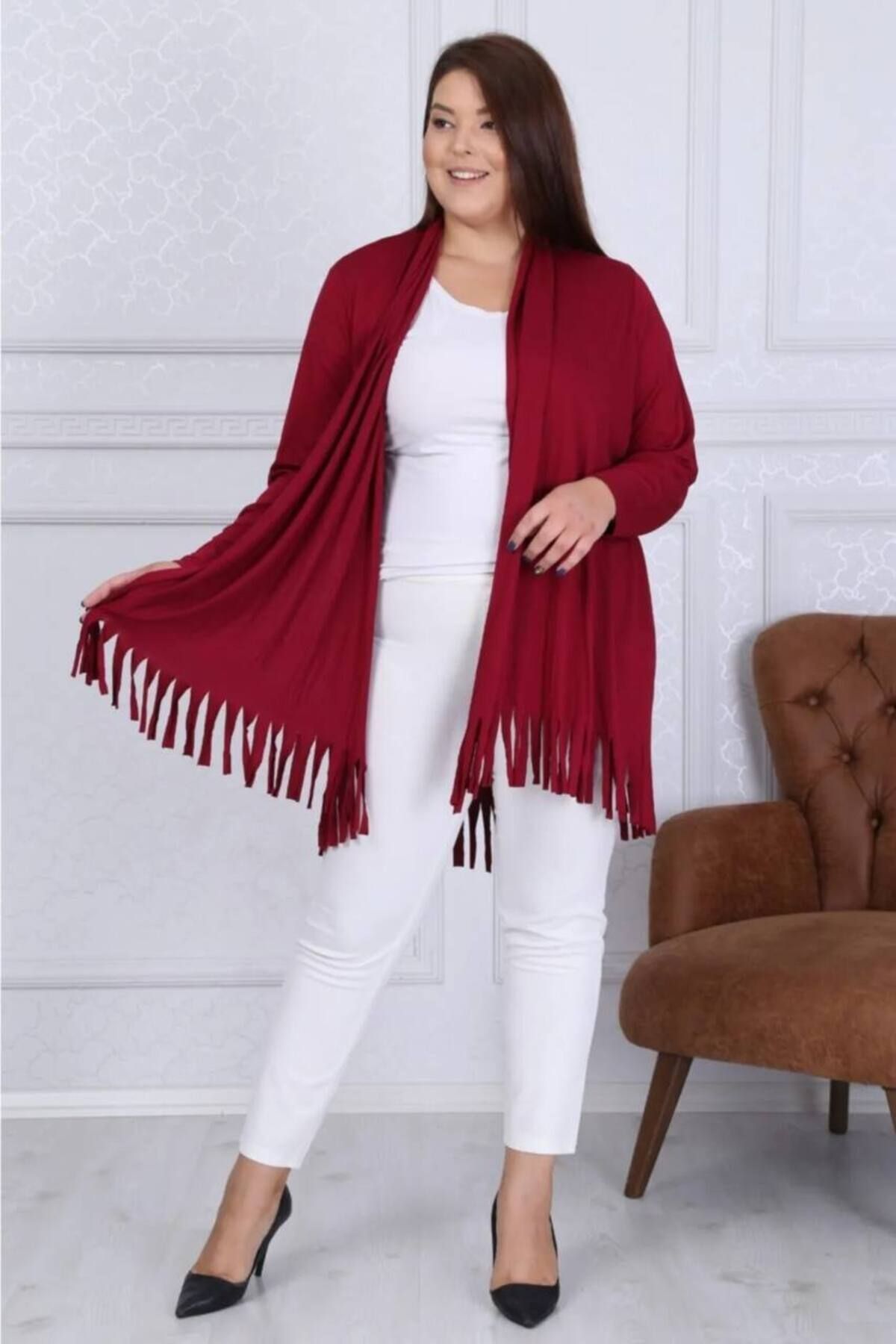 MERVIS BUTIK ESNEK PAMUKLU PENYE KUMAŞ PÜSKÜLLÜ BÜYÜK BEDEN HIRKA
