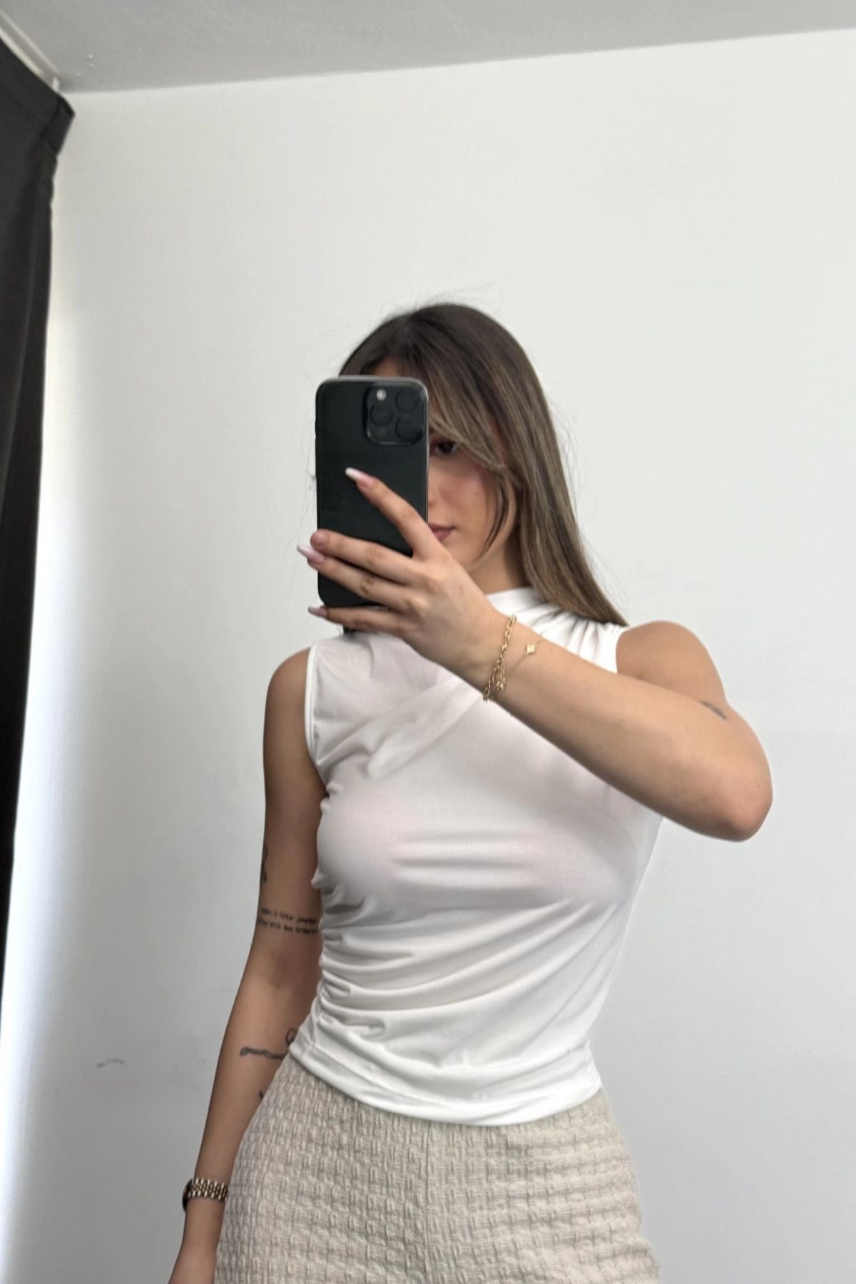 MOZENA Sıfır Kol Drapeli Crop Bluz