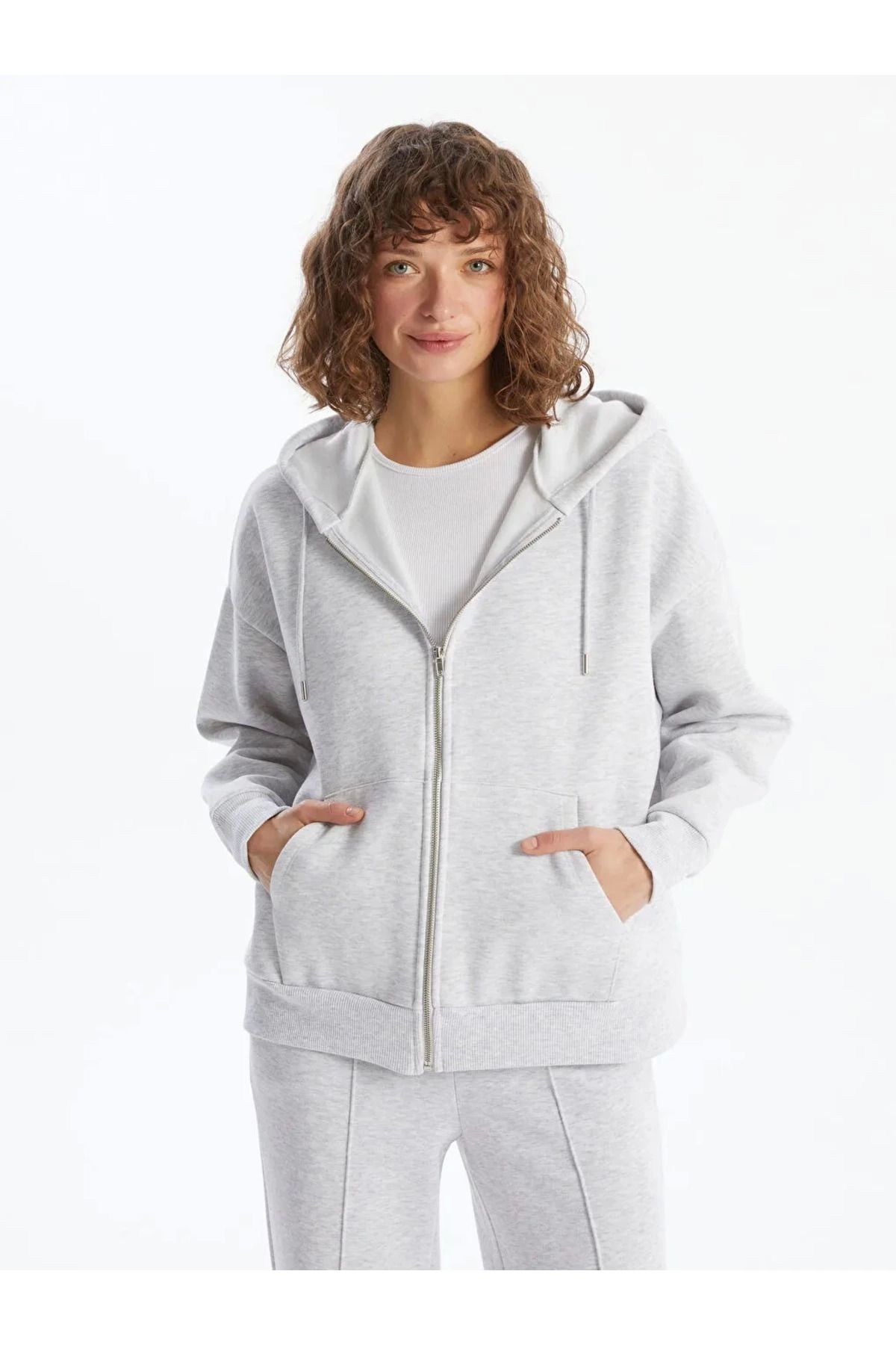 LC Waikiki LCWAIKIKI Vision Gri Kapüşonlu Oversize Kadın Kalın Fermuarlı Sweatshirt