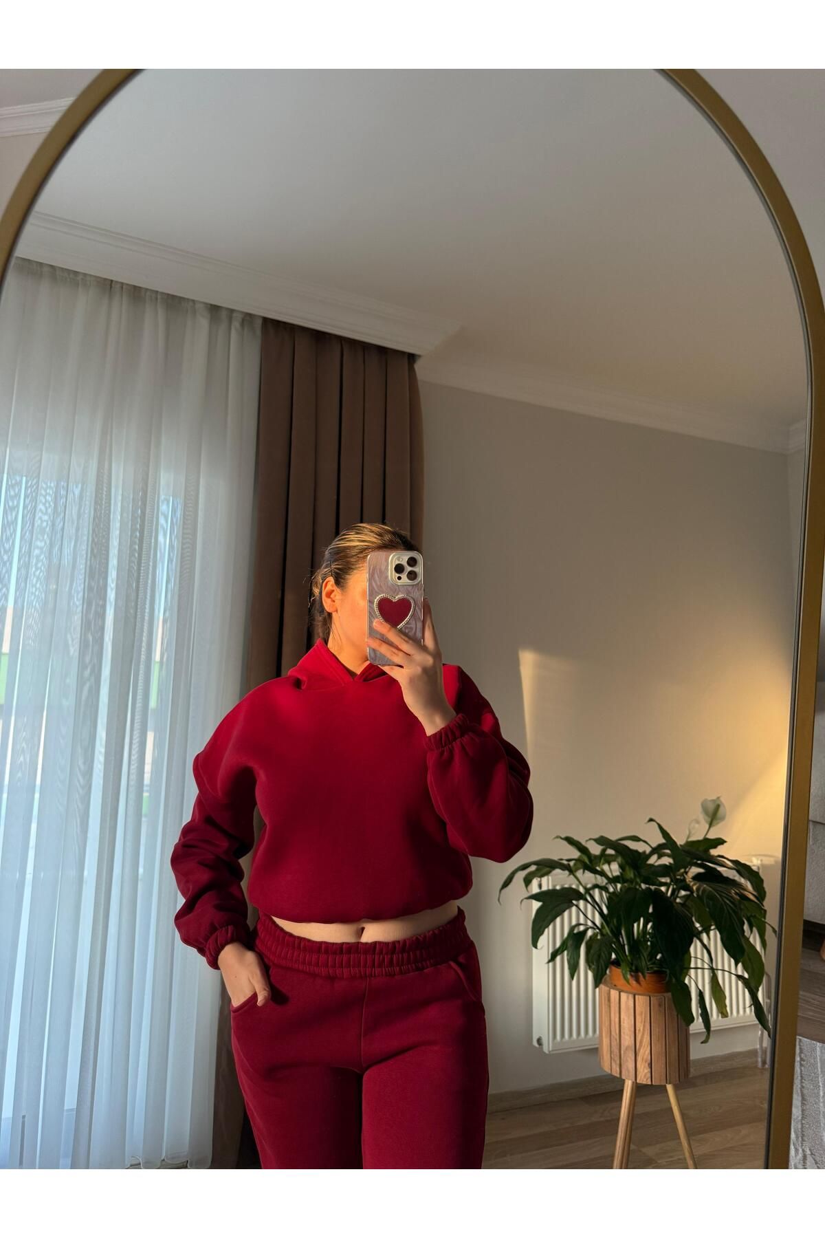 ZEYMA MODA CROP TAKIM KAPÜŞONLU ÜÇ İPLİK KALIN POLARLI EŞOFMAN TAKIMI