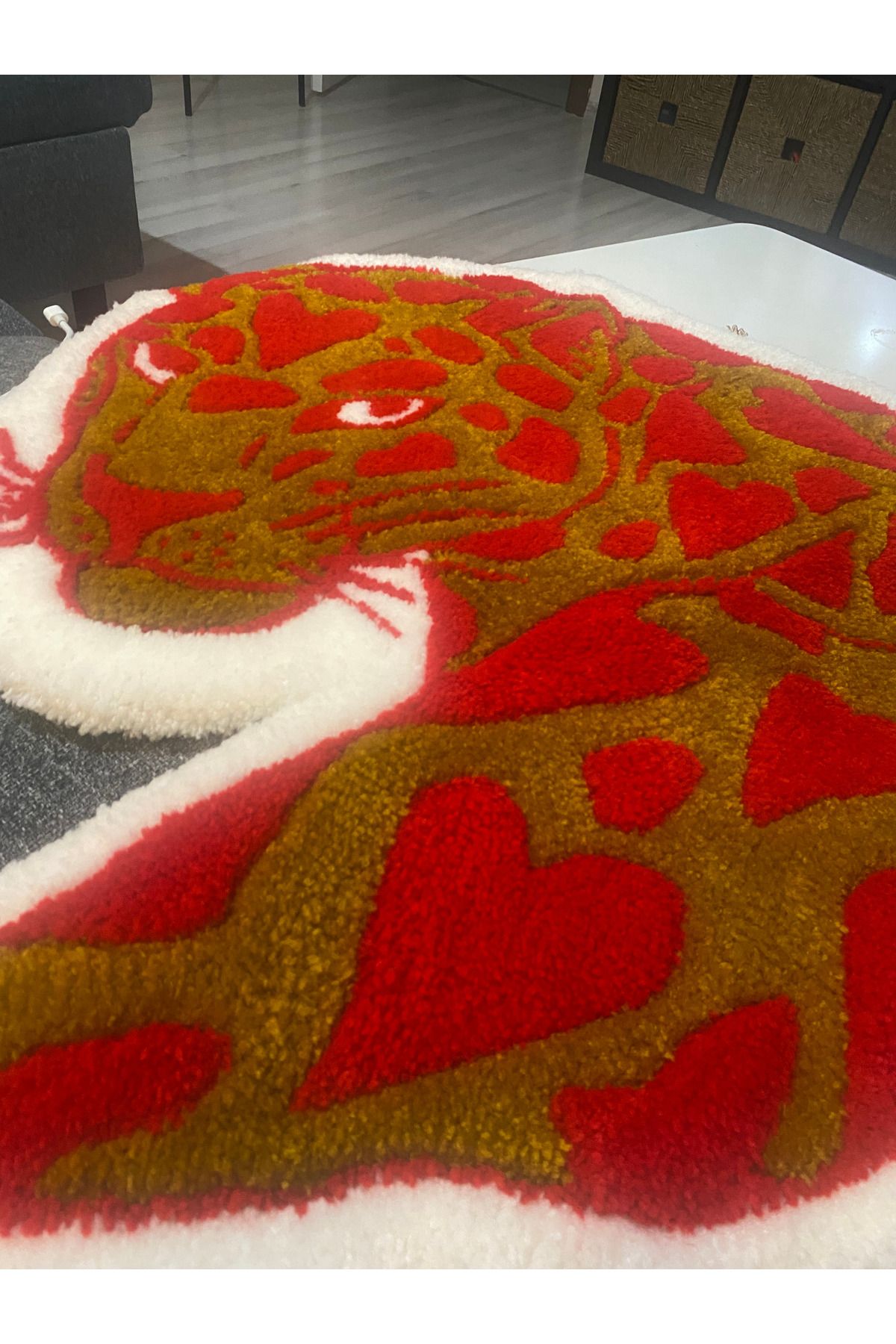 Angeles Rug Red Jaguar - El Yapımı Halı - Tufting Halısı - Hayvan Figürlü Tufting Halı