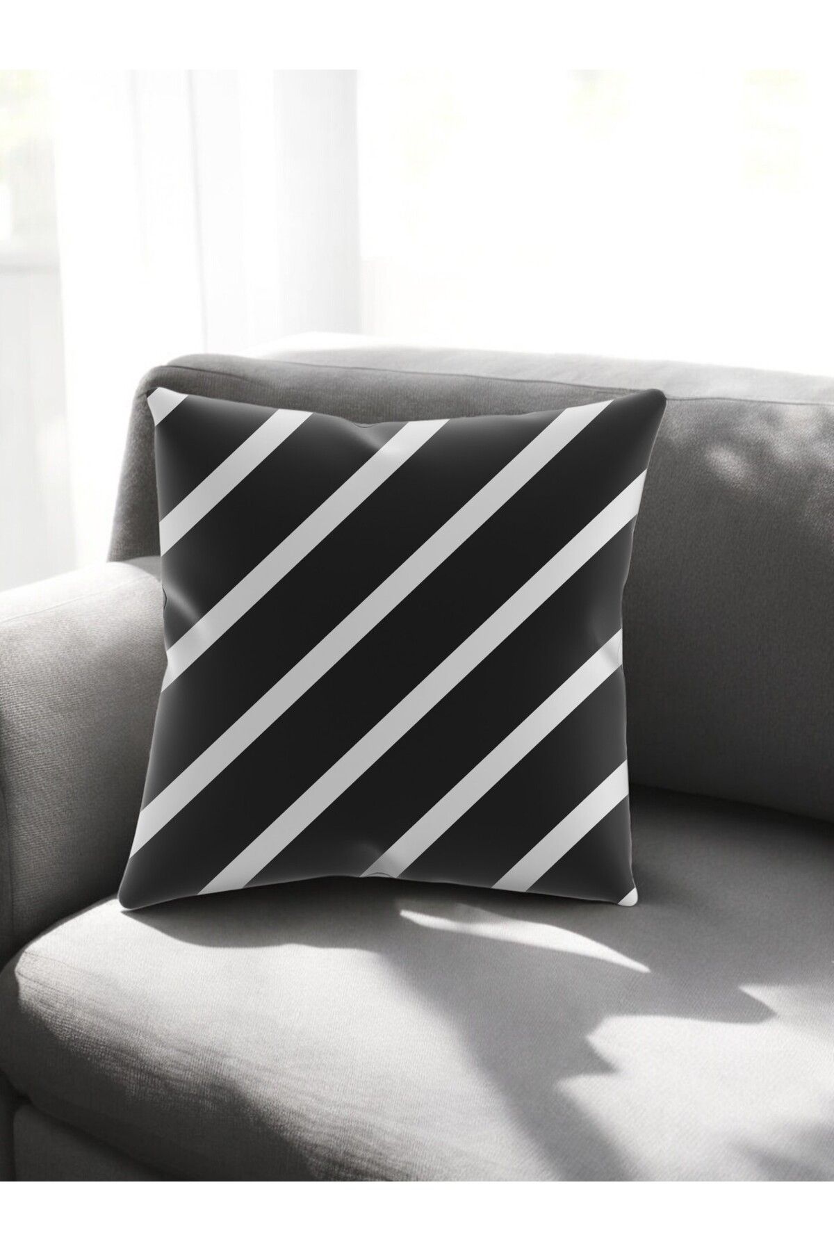 ASDİVA SMR Geometrik Çapraz Desenli Dekoratif Kırlenti Siyah Beyaz43x43