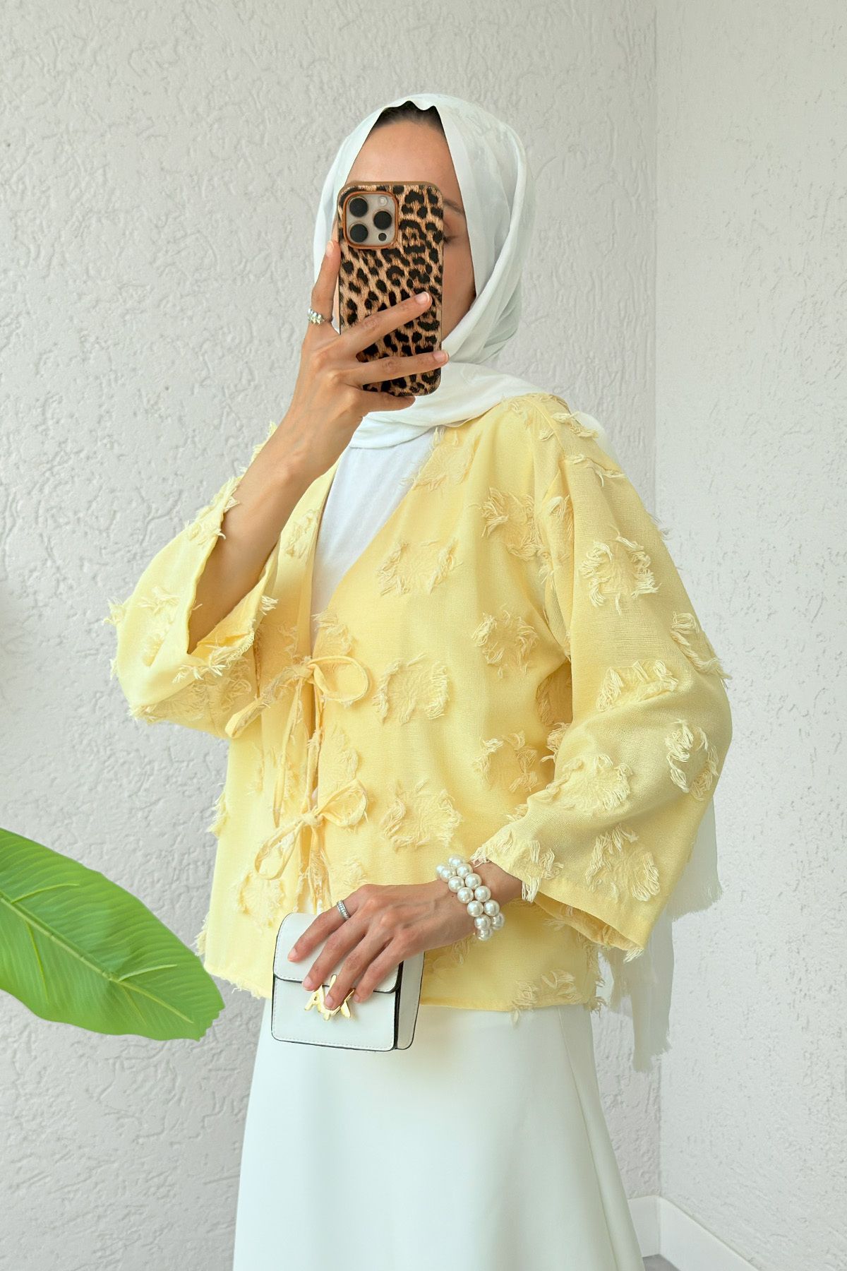 Salih Çelebi-Patch Ripped Detailed Kimono 2330 - Yellow 3