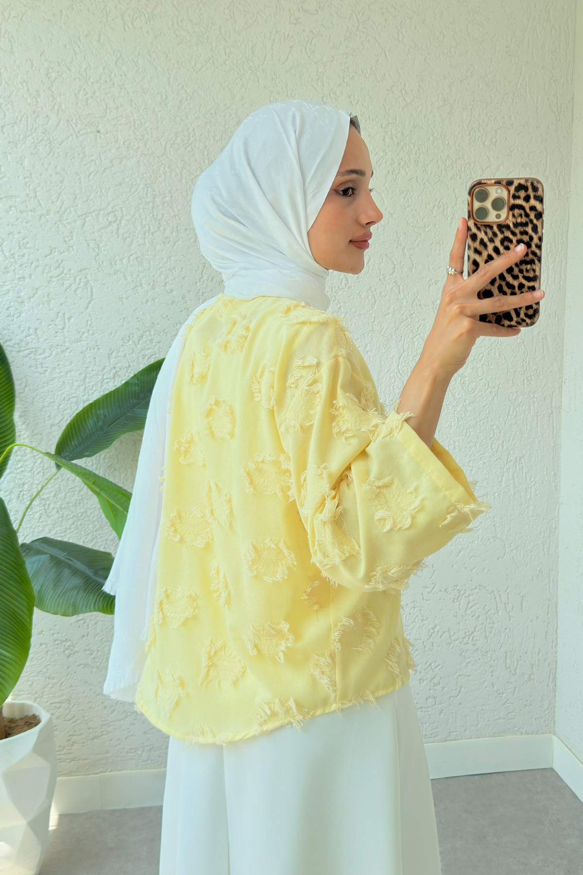 Salih Çelebi-Patch Ripped Detailed Kimono 2330 - Yellow 5