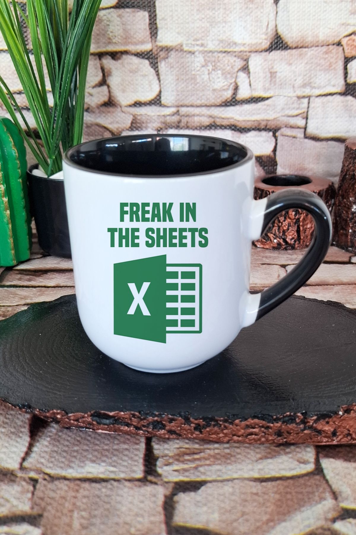 qoeuyl boutique Freak In The Sheets Muhasebe Excel Hediye Baskılı İçi ve Kulpu Siyah Renkli Premium Kupa Bardak