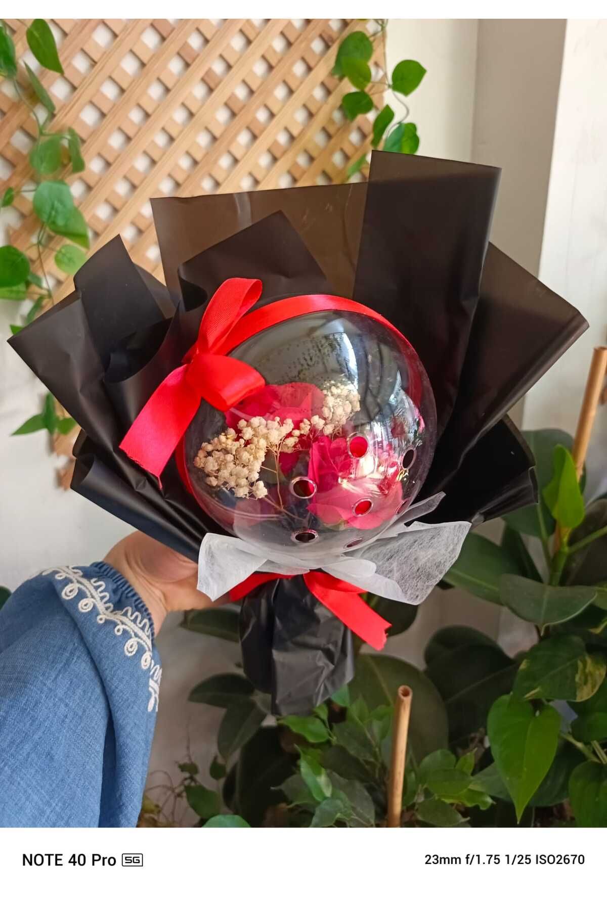 Buket YAPAY FANUSLU GÜL BUKETİ