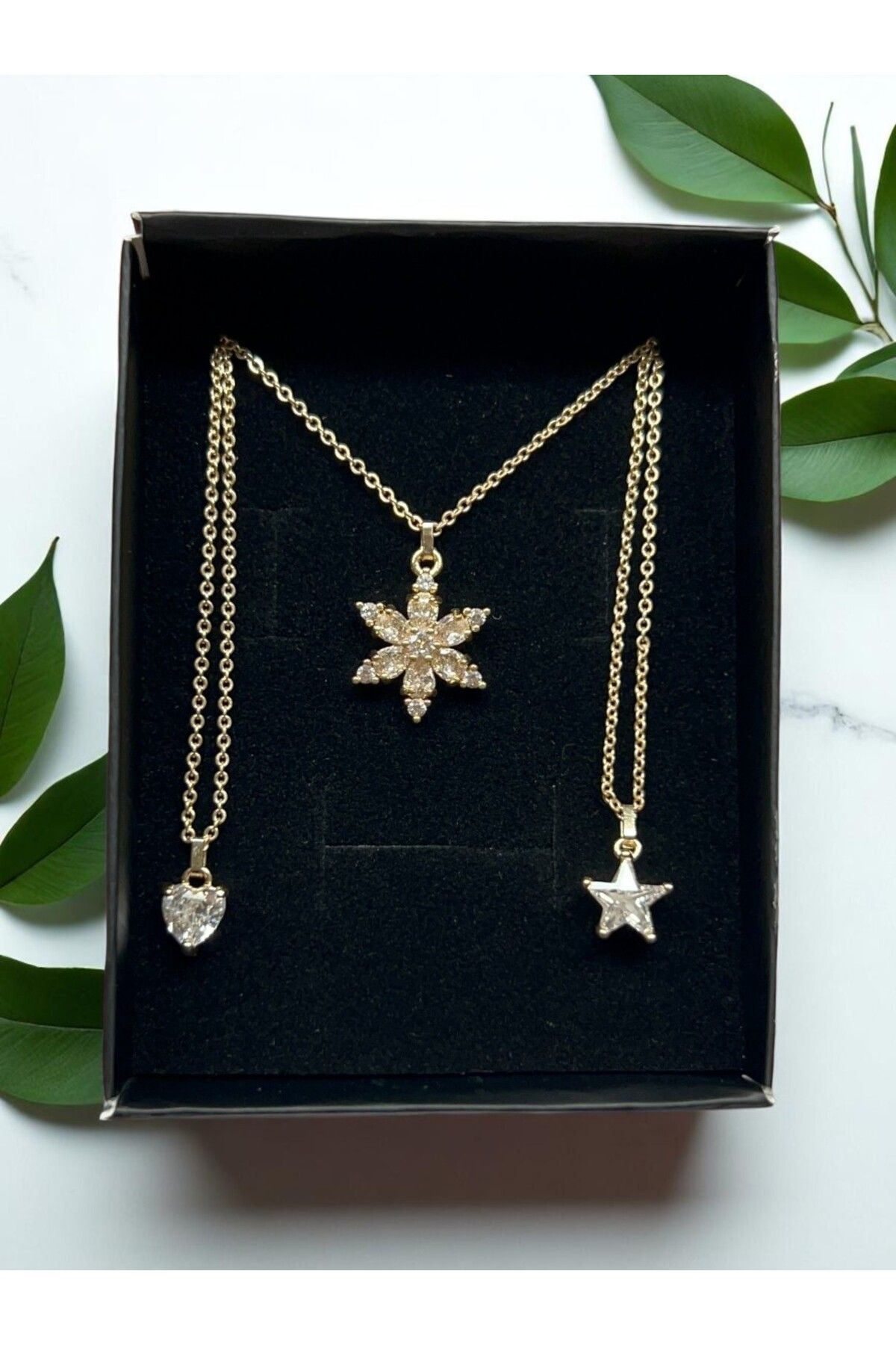 Tixy Pixy 3'lü Altın Kaplama Kadın Kolye Seti, Lotus Kolye, Yıldız Kolye, Kalp Kolye, Hediye Kutulu