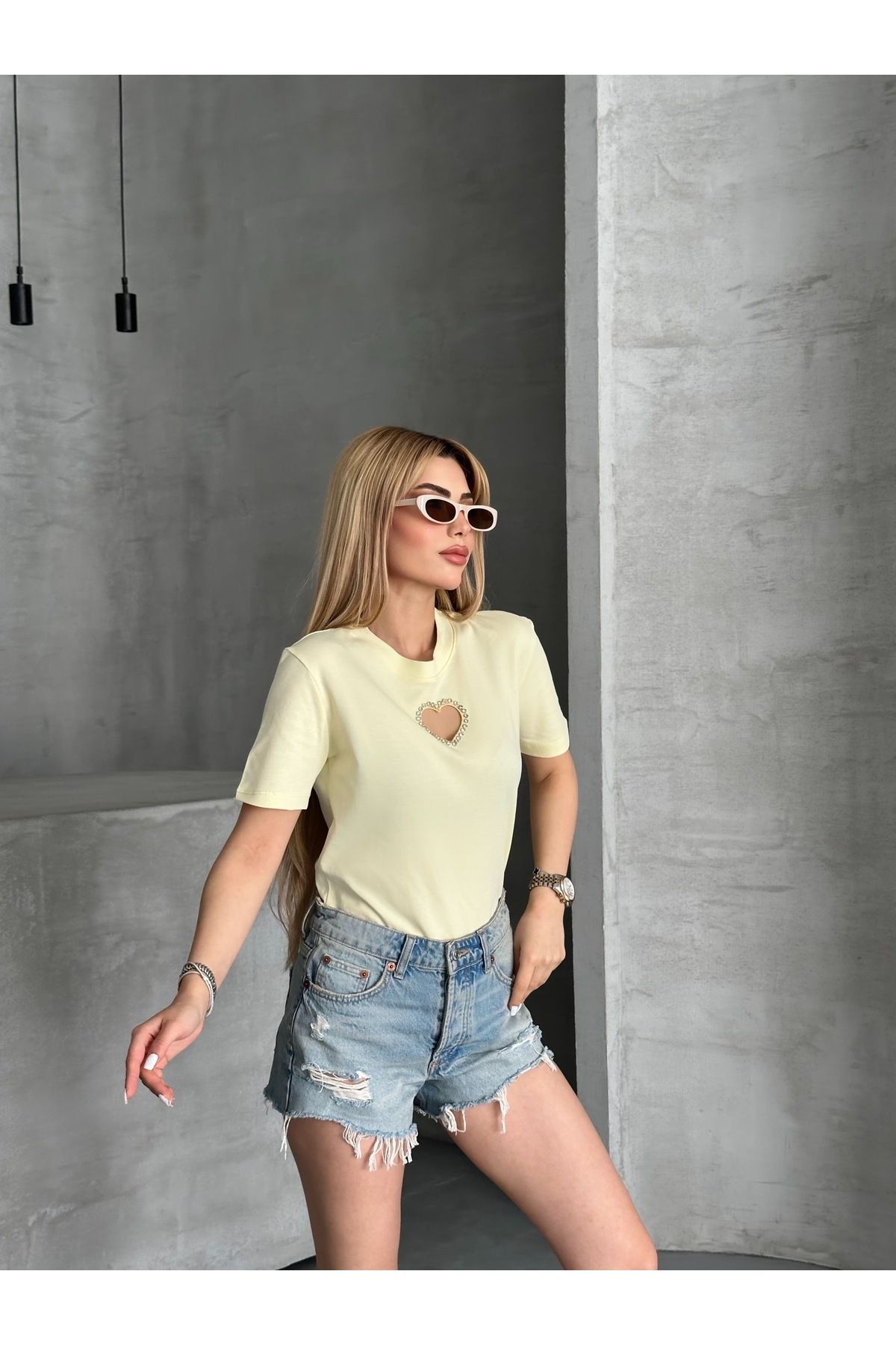 Özlemcebutik Tişort sarı