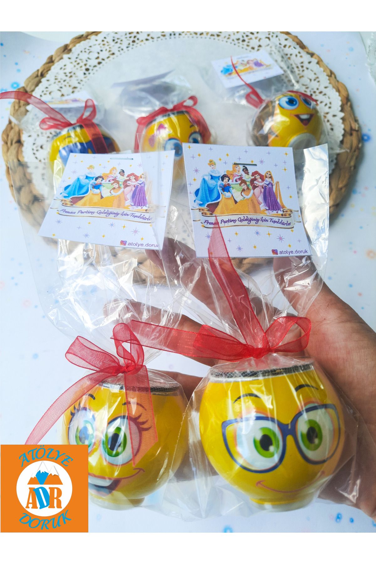 Atolye Doruk 15 ADET Prensesler Doğum Günü Hediyelik Sarı Çim Adam-Prenses Konsept Parti Hediye Çimoji-Emoji