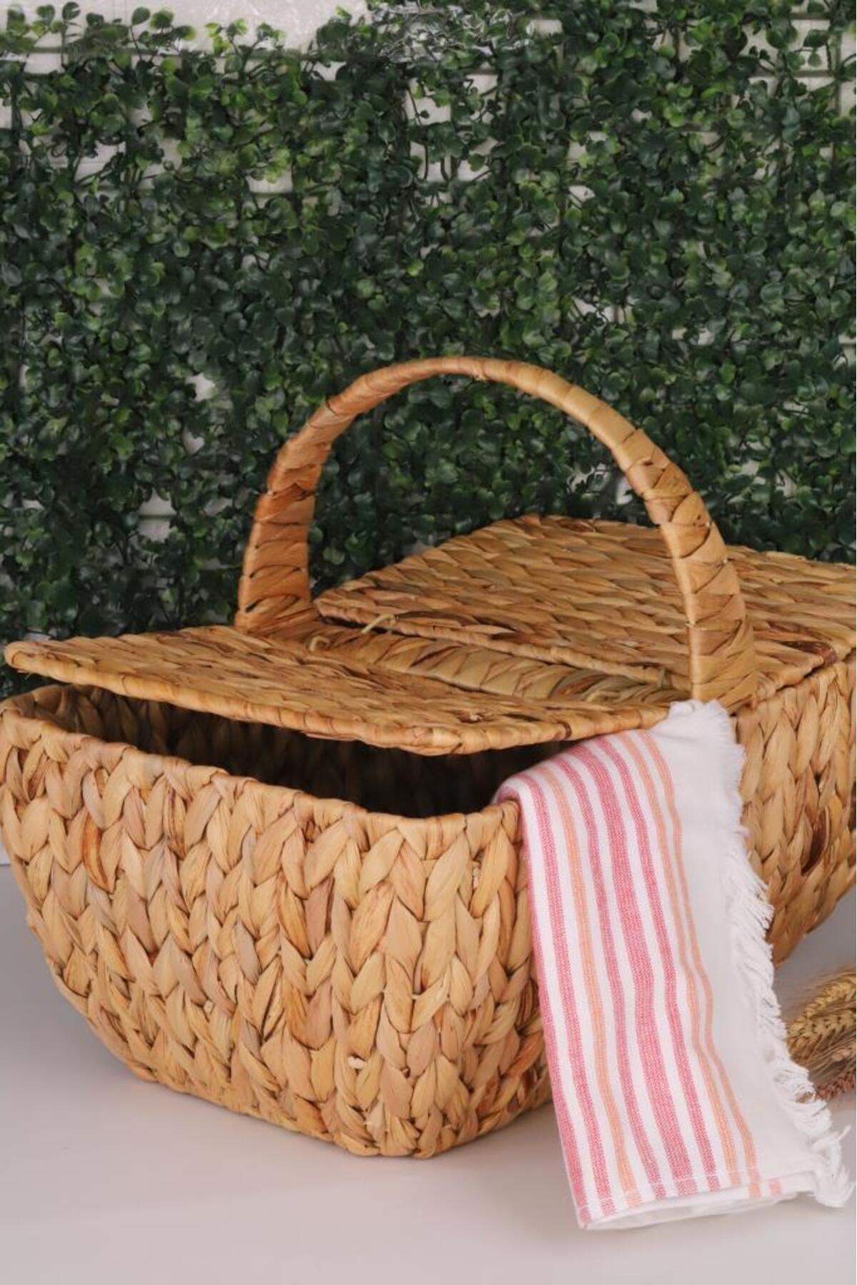 Atbyhome-Handmade Water Hyacinth Large Size Wicker Knitted Picnic Basket with Lid Rectangular - 46X30Cm 2