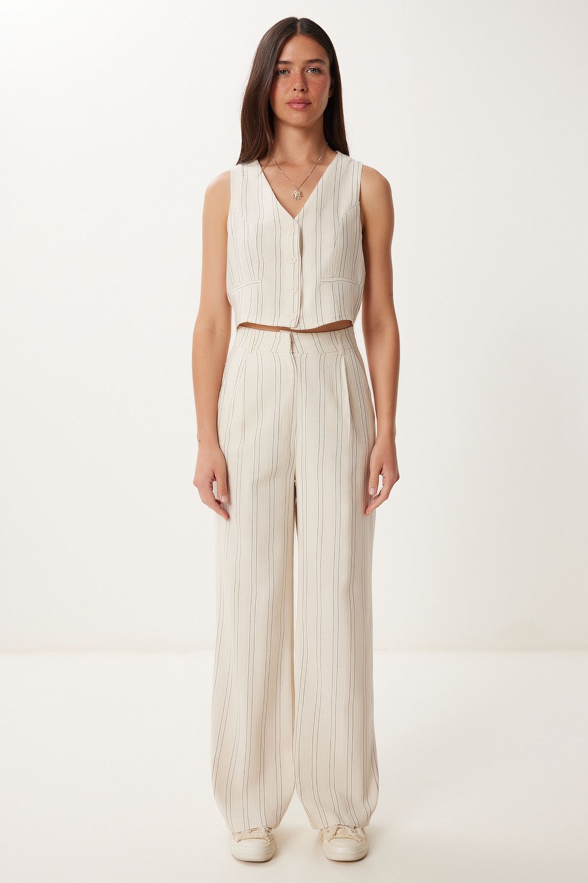 Happiness İstanbul-Women's Cream Black Striped Linen Vest Pants Suit Bv00129 3