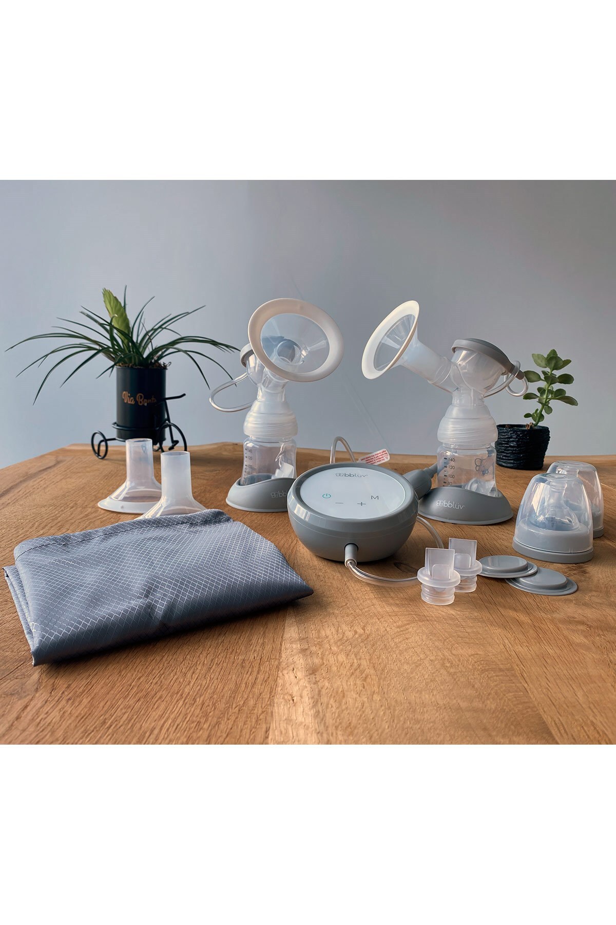 bblüv Flöw Taşınabilir Çiftli Elektrikli Göğüs Pompası fotoğrafı 4 (önizleme)