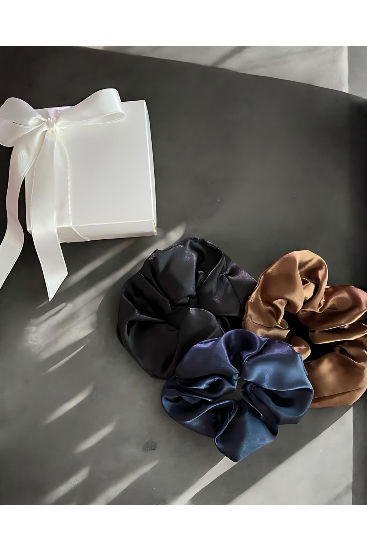 MODA Earth Tones Özel Kutuda 3'lü Saten Toka Seti