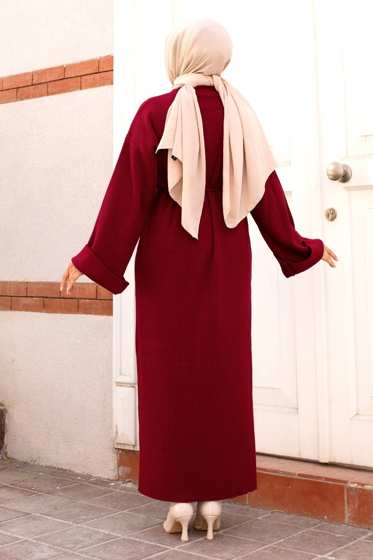 Tesettür Dünyası Beli İp Bağlamalı Düşük Kol Triko Uzun Elbise TSD240708 Kırmızı fotoğrafı 5 (önizleme)