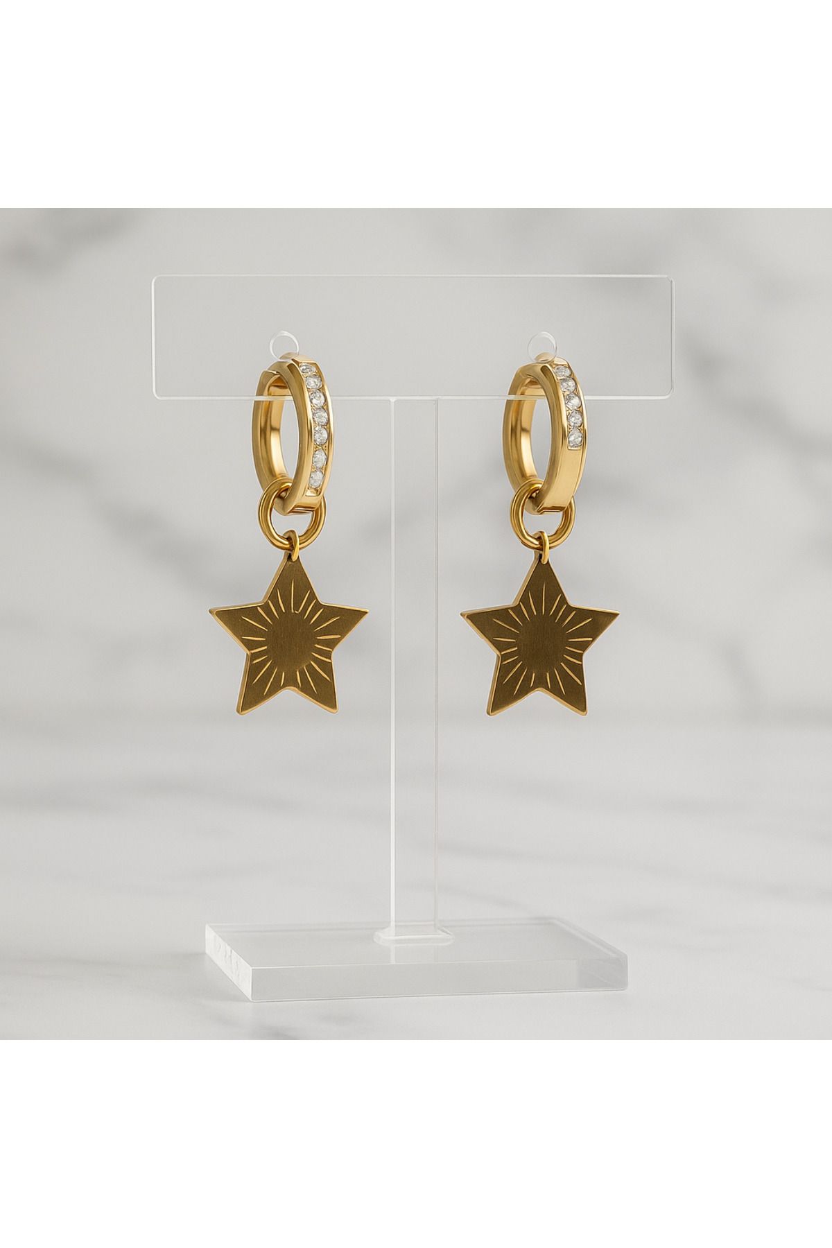 DARENT COLLECTİON Zirkon Taşlı Gold Renk Çelik Yıldız Figürlü Halka Küpe