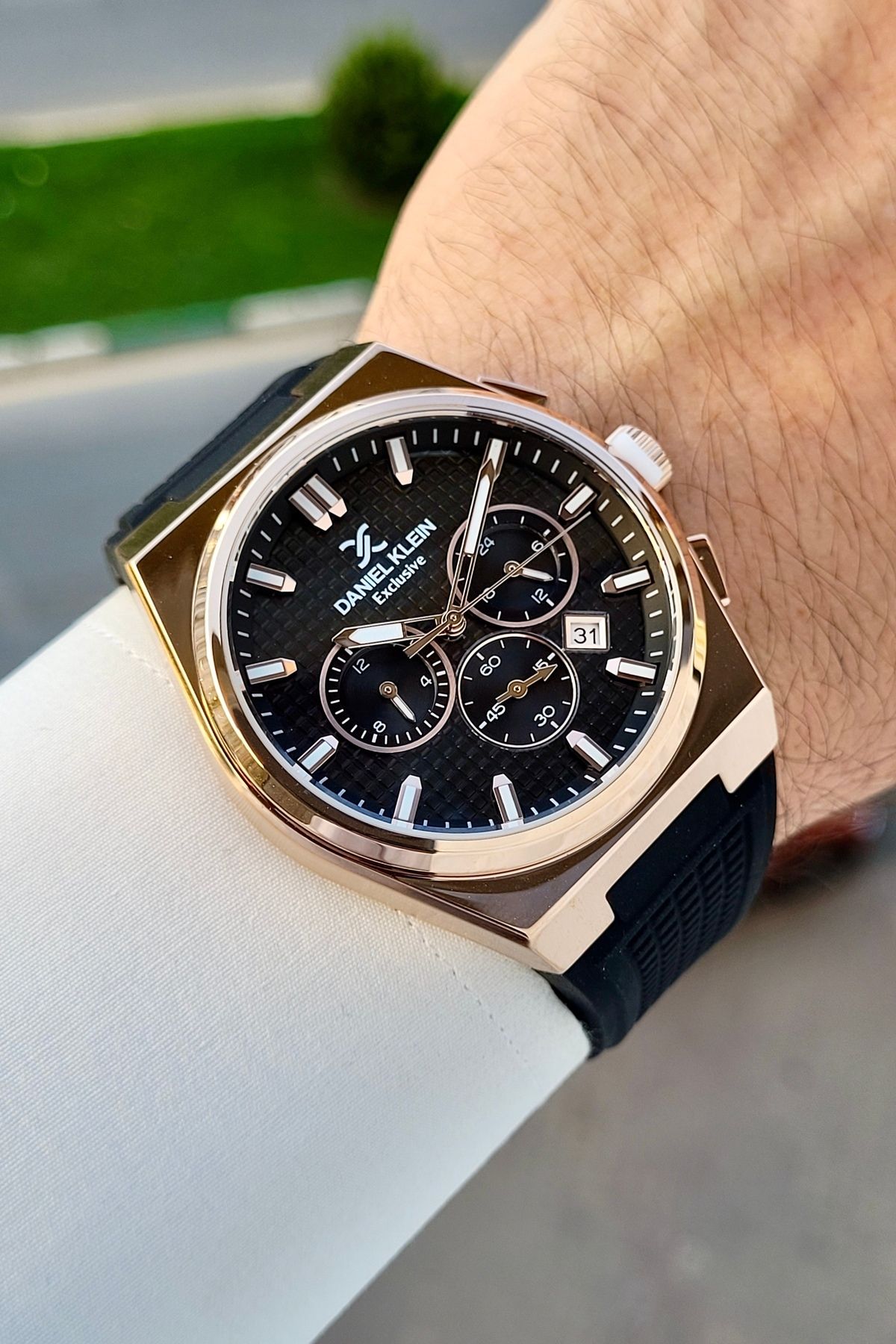 Daniel Klein Kasası Rose Kordonu Siyah Renk Ayarlanabilir Kordonlu 44 Mm Fonksiyonel Erkek Kol Saati