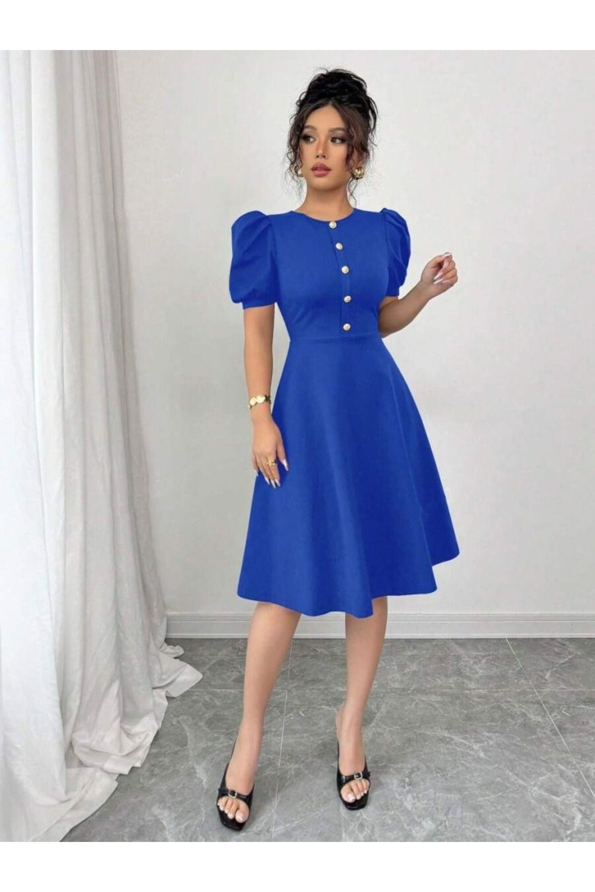 Kokosh moda Kadın Kısa Kollu Bisiklet Yaka Önden Düğmeli Krep Elbise