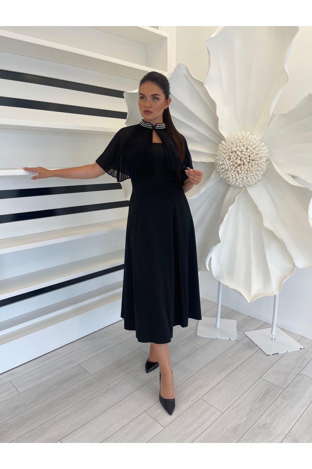 White Corner 3072 ÜST ŞİFON DETAYLI ELBİSE
