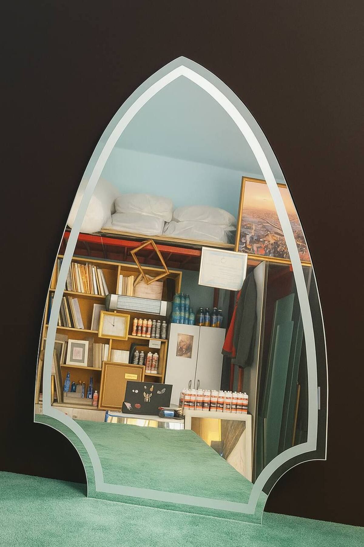 Öz Funda Cam Dekoratif Şekil Formlu Çerçevesiz Modern Ayna – 70 x 45 cm