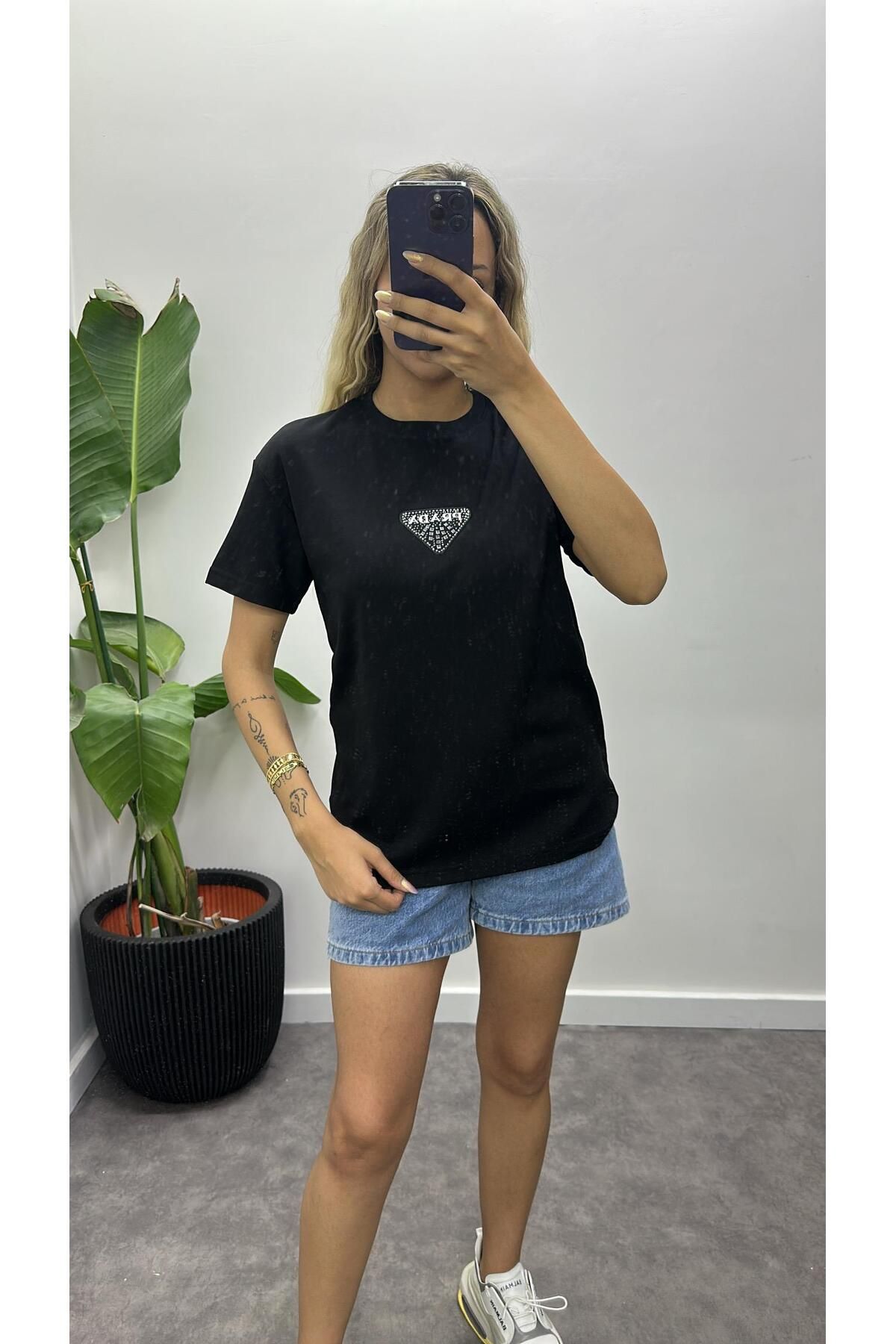 Acar Boutique Prad Taşlı T-Shirt