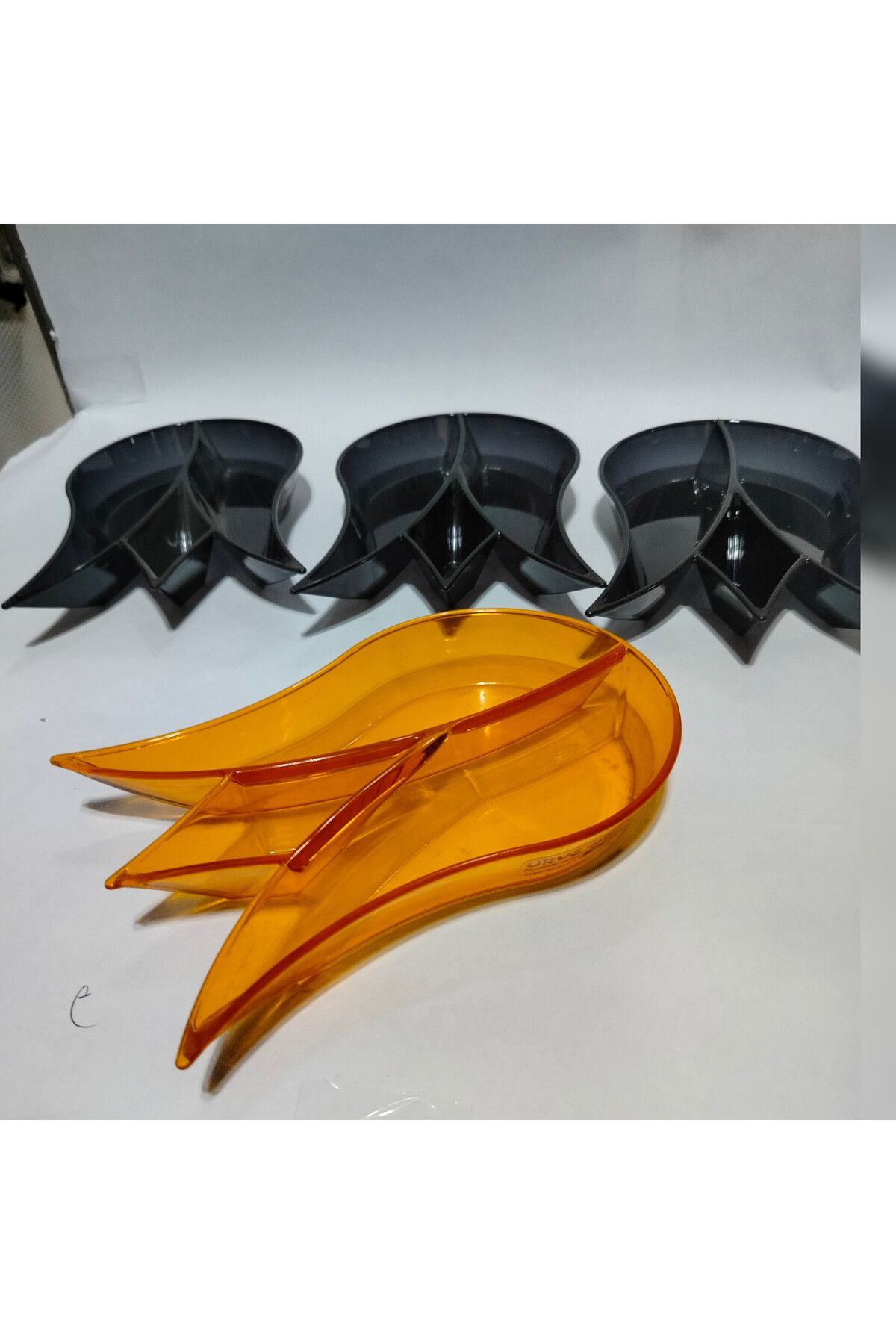 abnturk 4 Parça Lale Şeklinde plastik Çerezlik