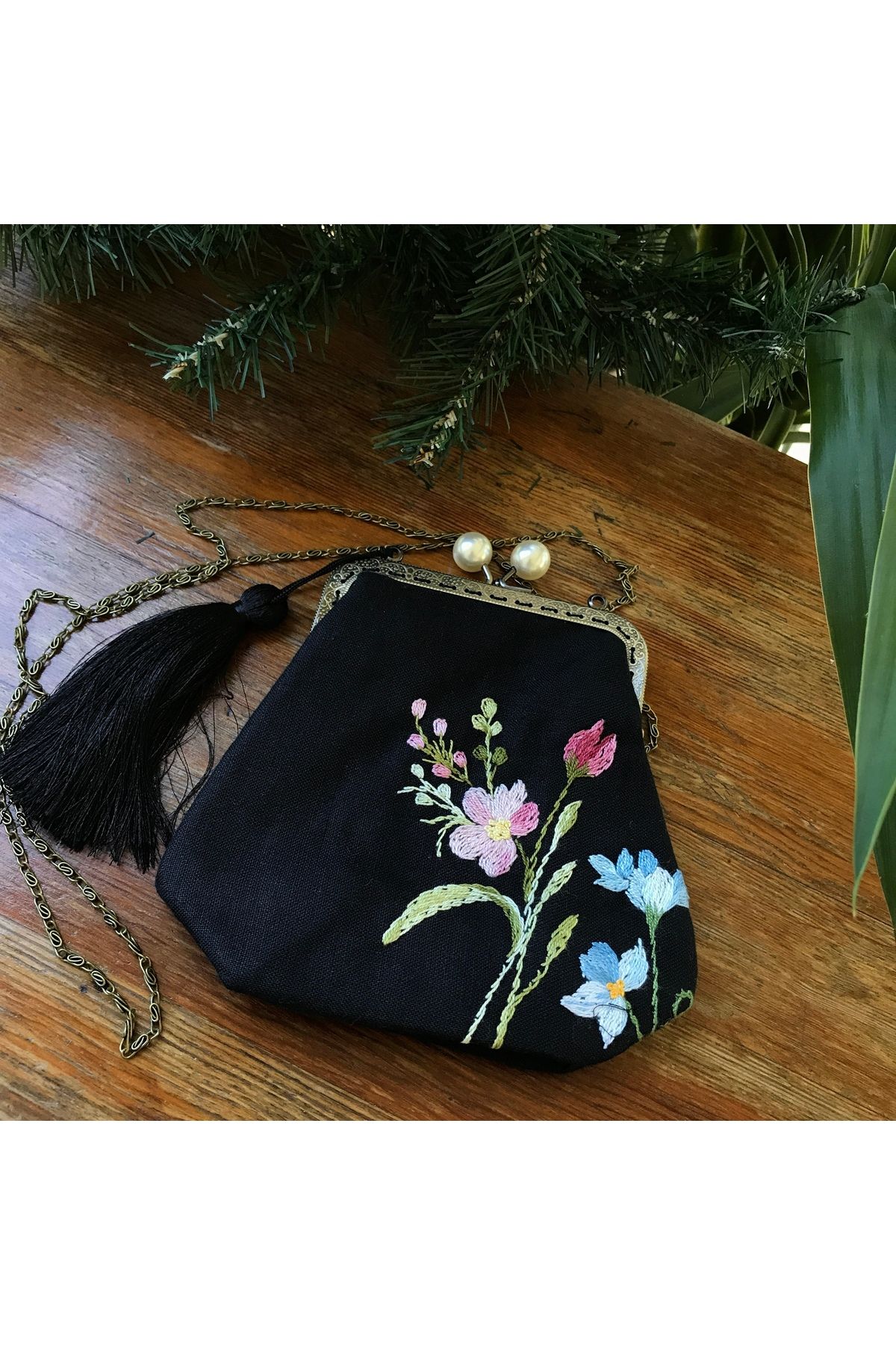 Home Siyah Keten El Işlemeli Vintage Tarzı Çanta. 16x16 Ölçülerinde . %100 El Emeği