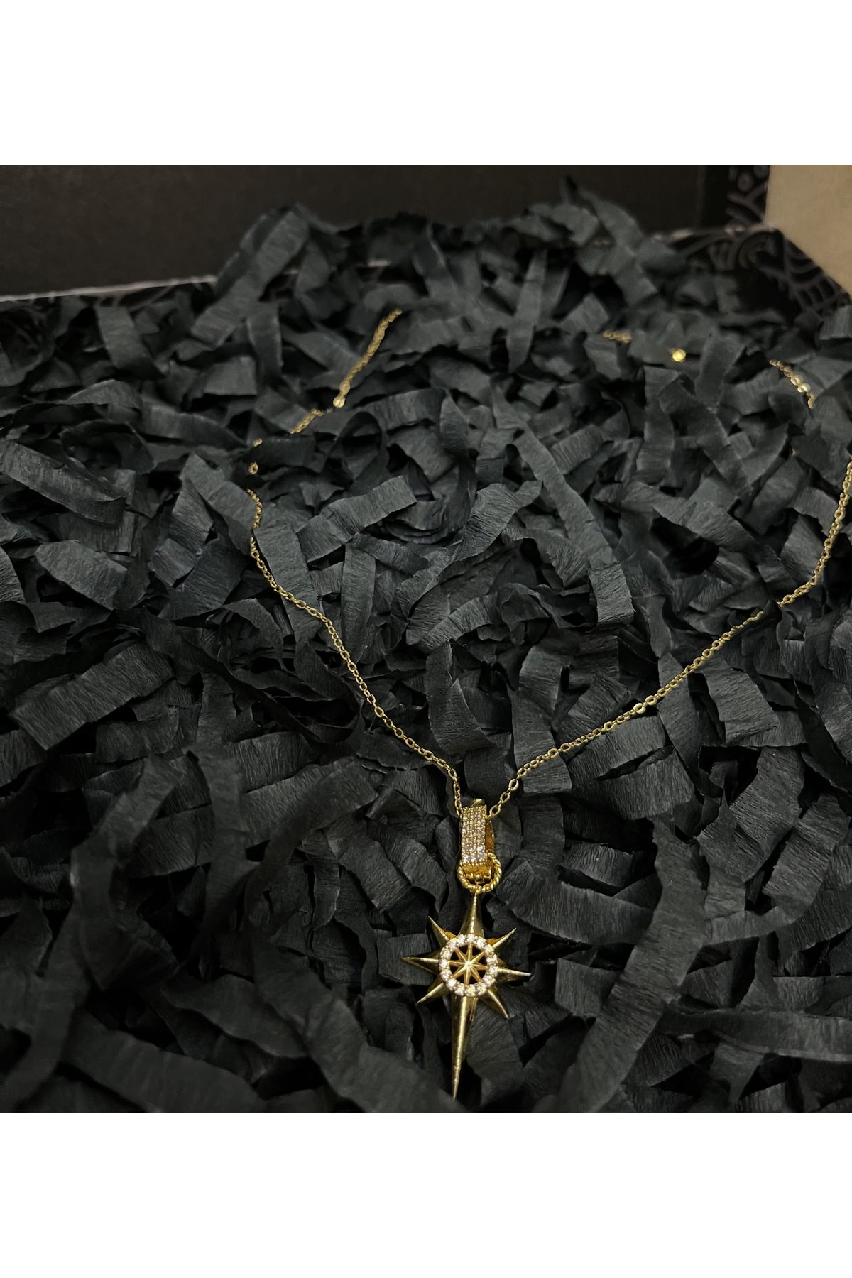 Butik Çelik Gold Zincirli Kuzey Yıldızı Kolye